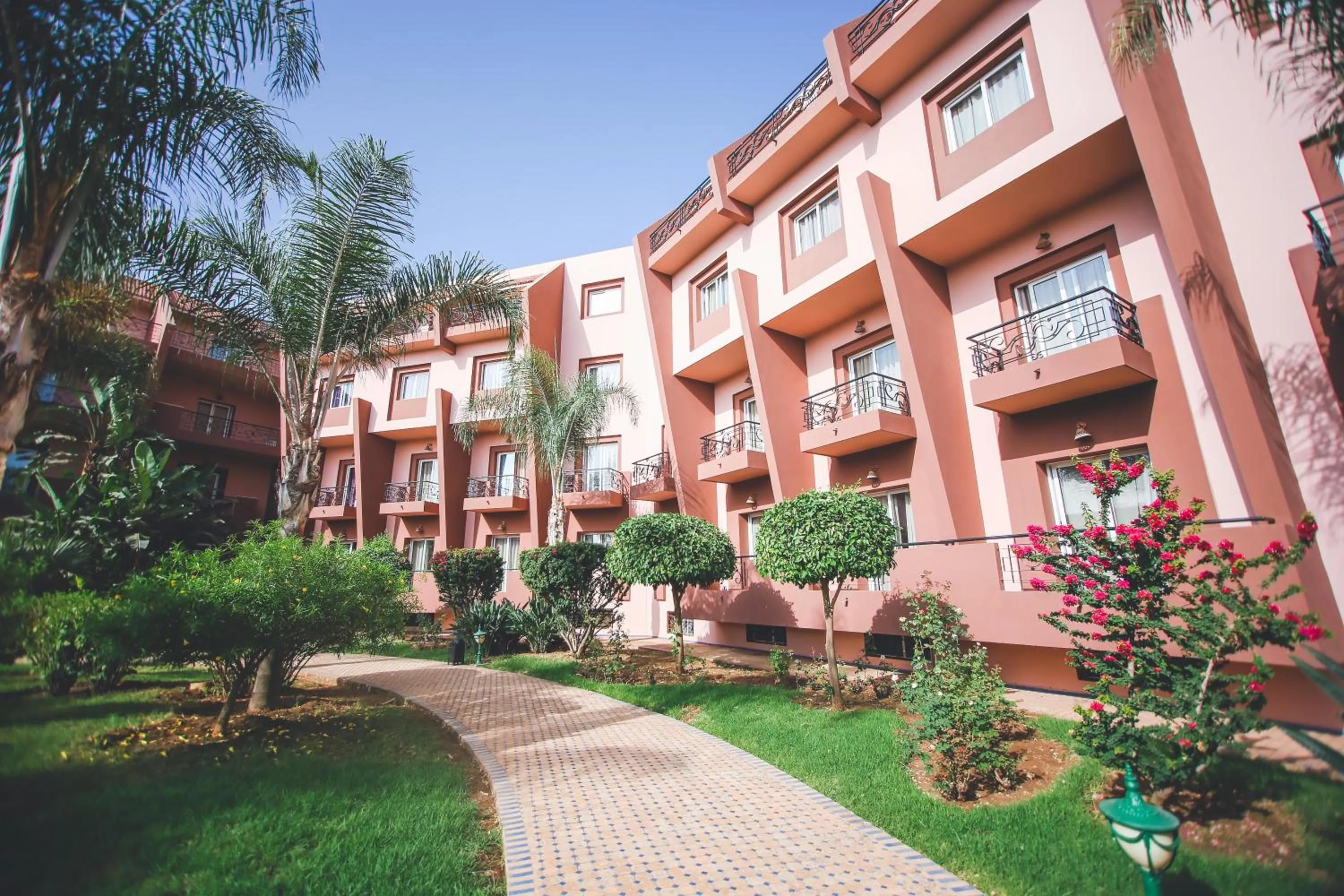 Property building in Hotel Menzeh Dalia