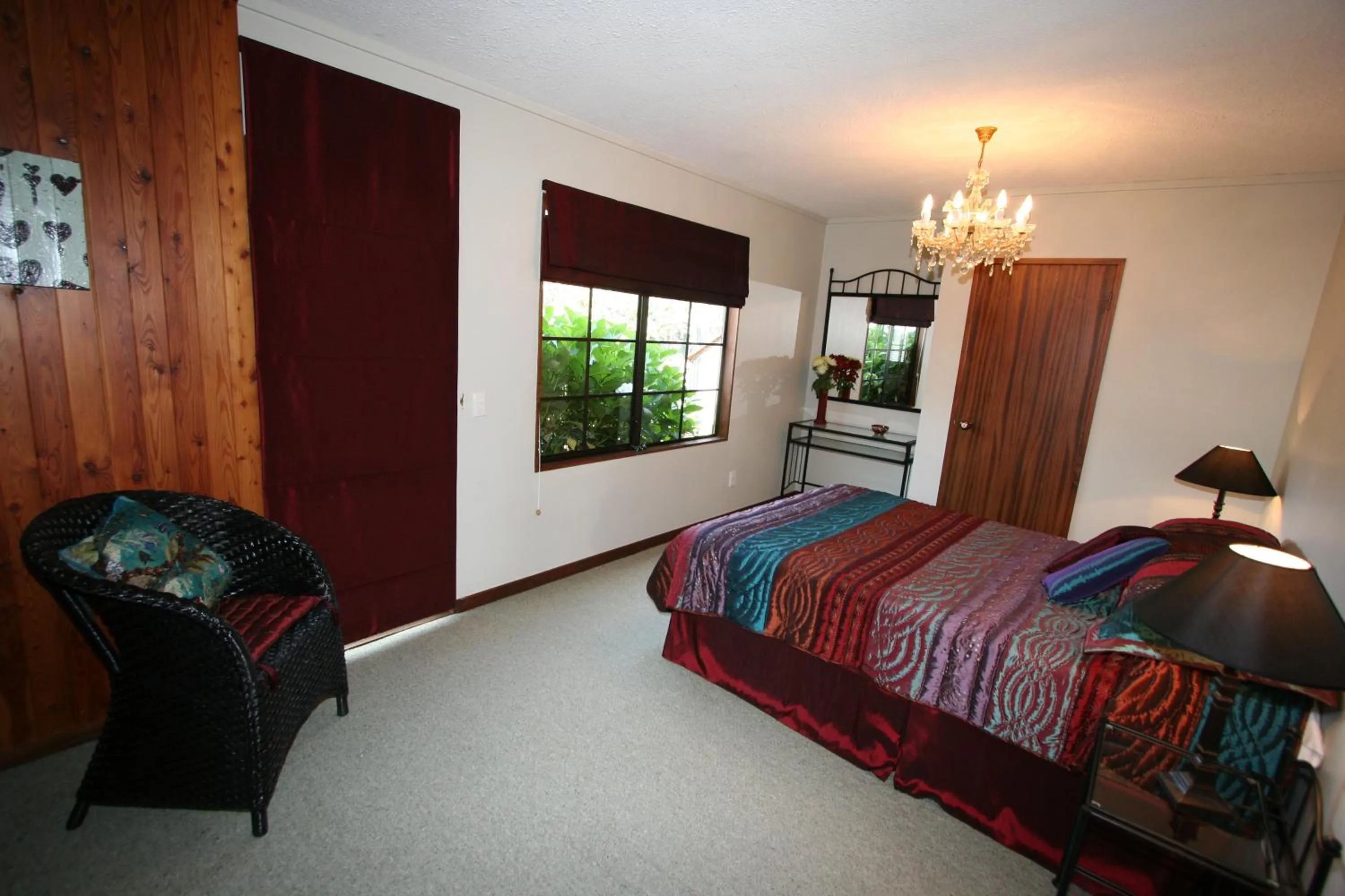 Bedroom, Bed in Chartré Manor B&B