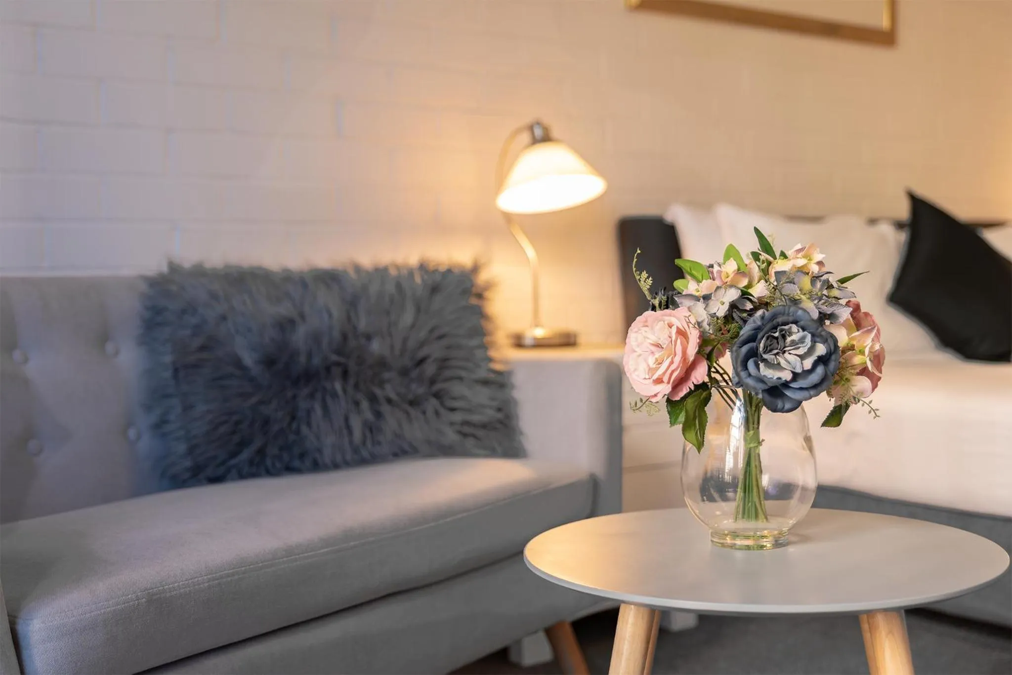 Living room in Benson Court Motel