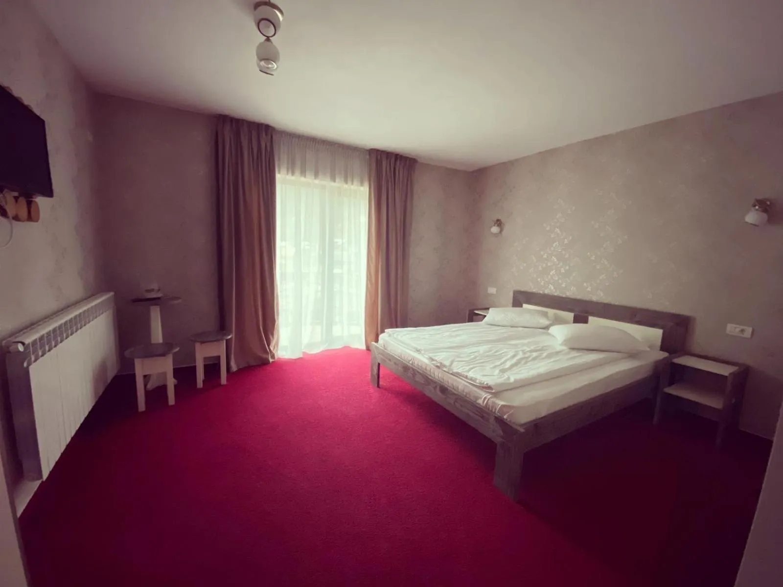 Bedroom, Bed in Maison Platanus