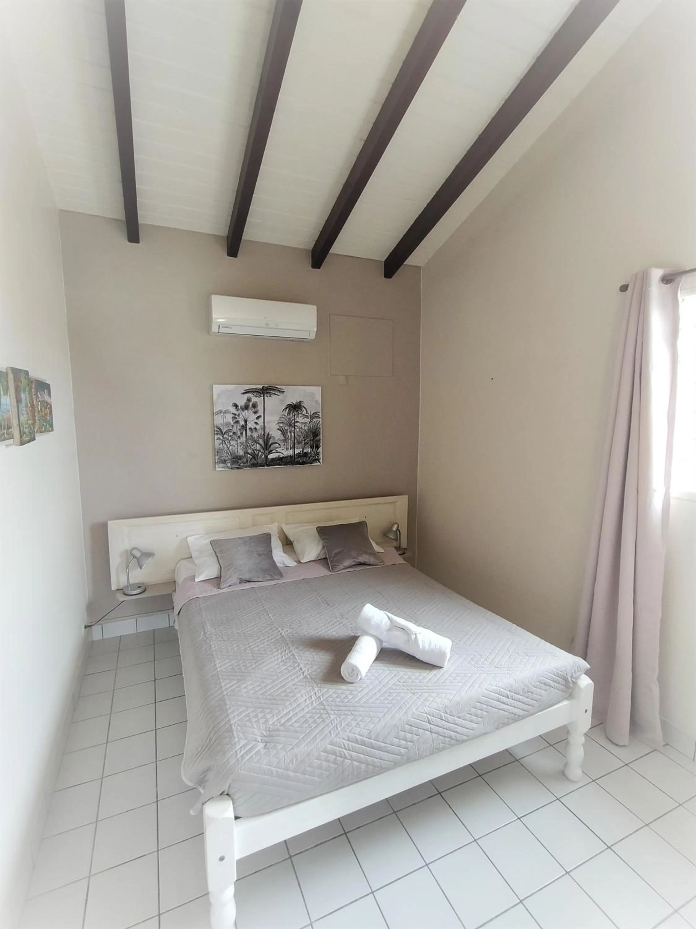 Bedroom, Bed in Ti Village Creole