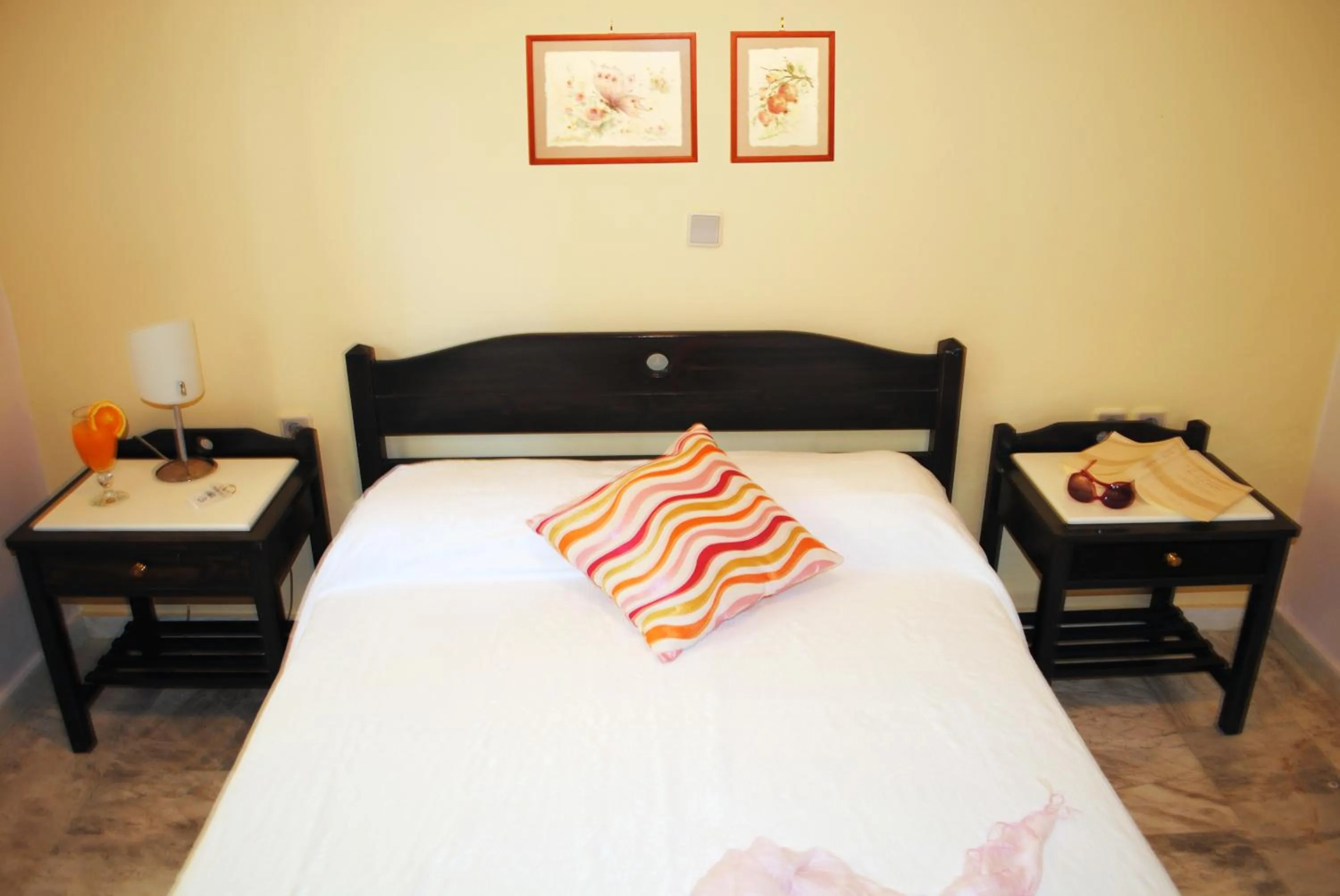 Bedroom, Bed in Marita's Apartments