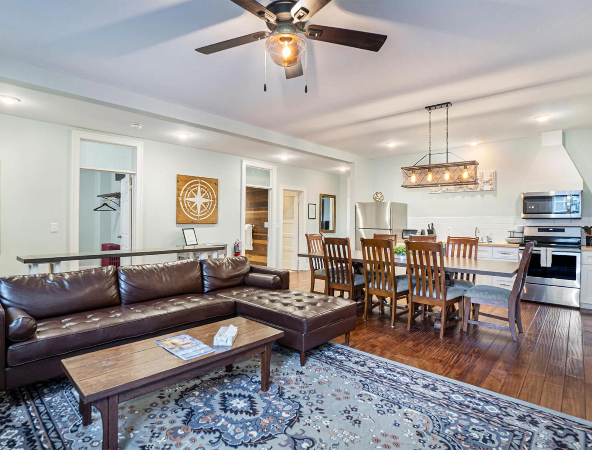 Kitchen or kitchenette in Historic Hotel Nichols