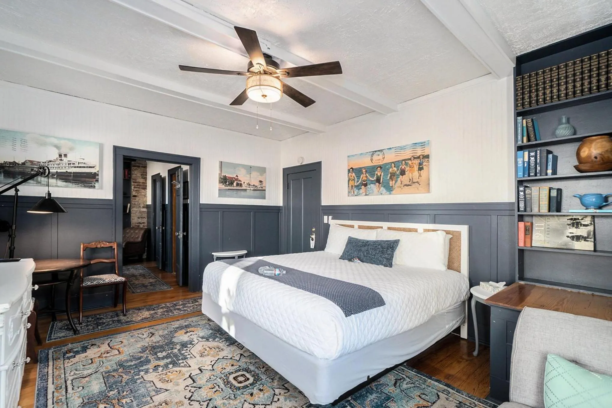 Bed in Historic Hotel Nichols