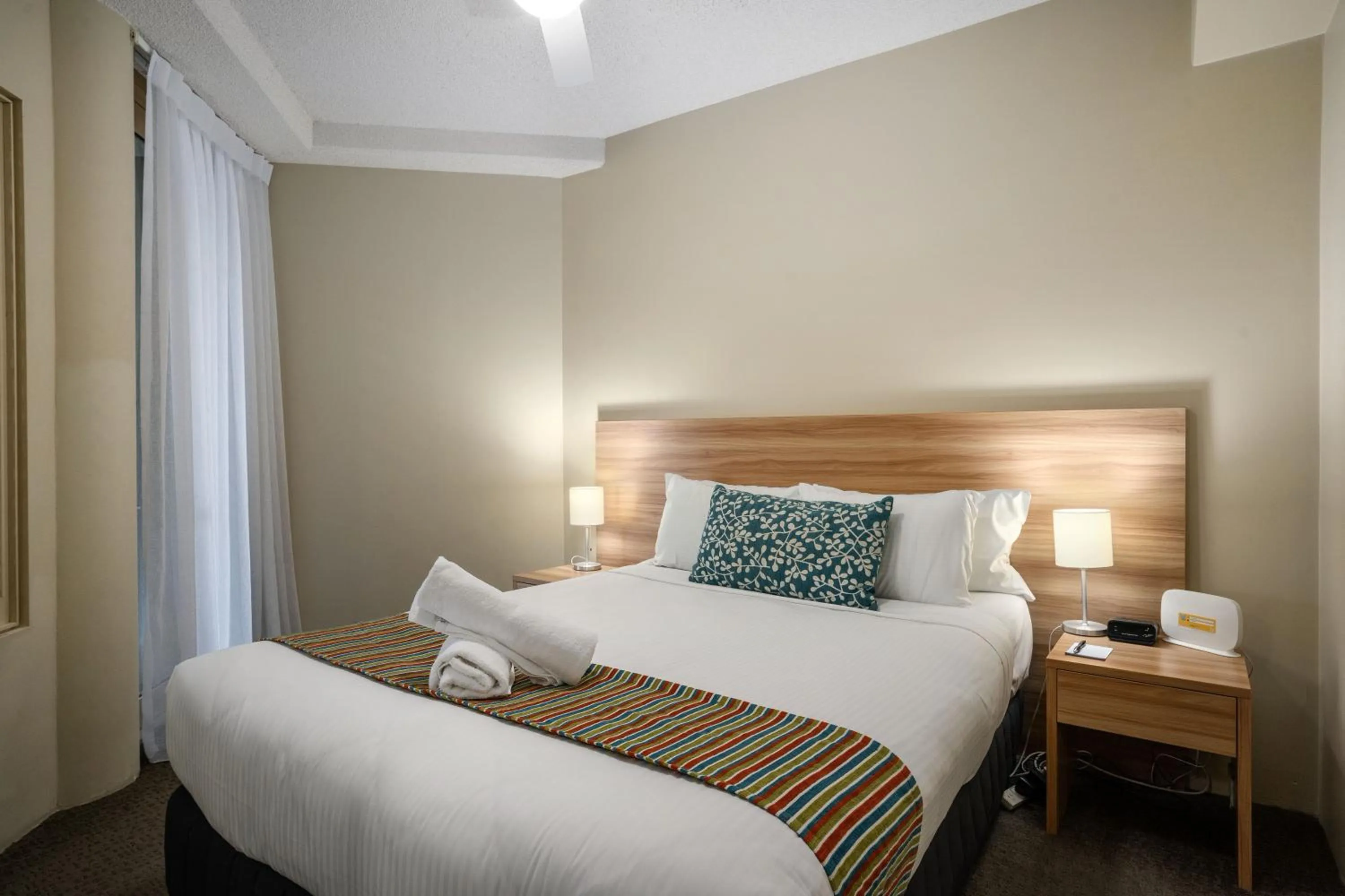 Bedroom, Bed in Landmark Resort