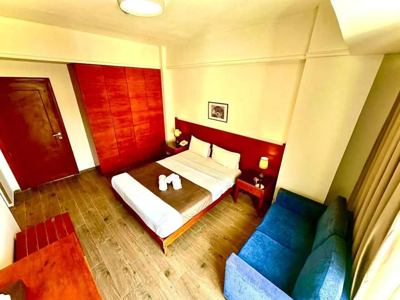 Bedroom, Bed in Caesar's Park Hotel