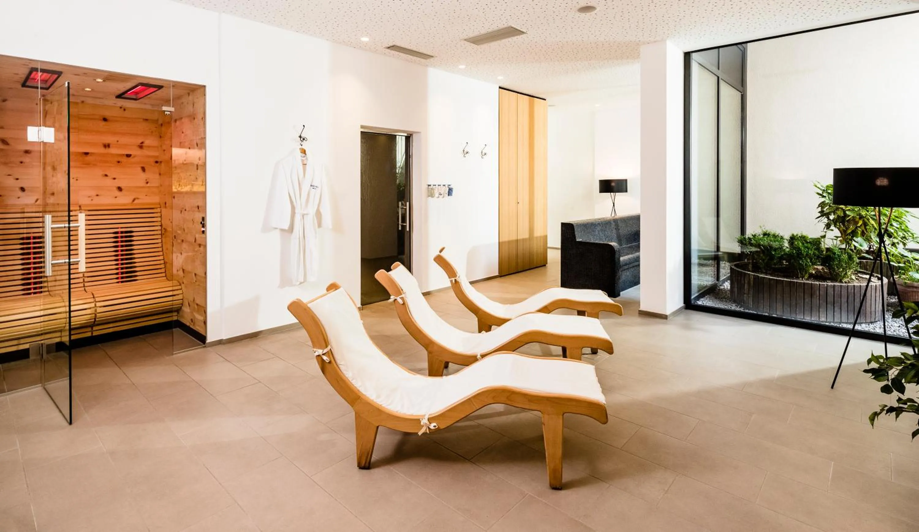 Spa and wellness centre/facilities in Hotel Thalhof am See