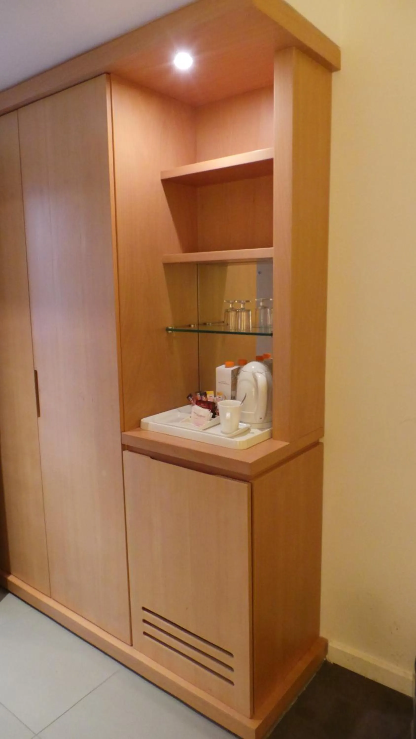 Coffee/tea facilities in Amman Airport Hotel