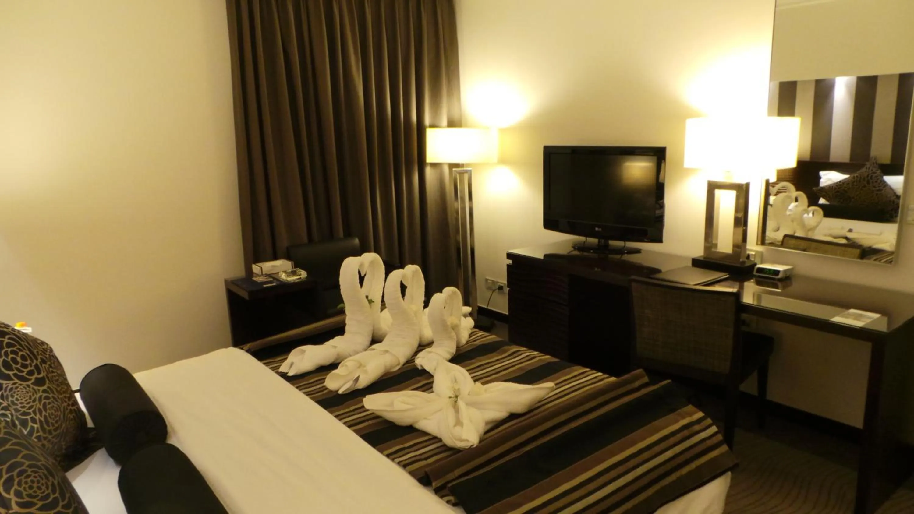 Bed in Amman Airport Hotel