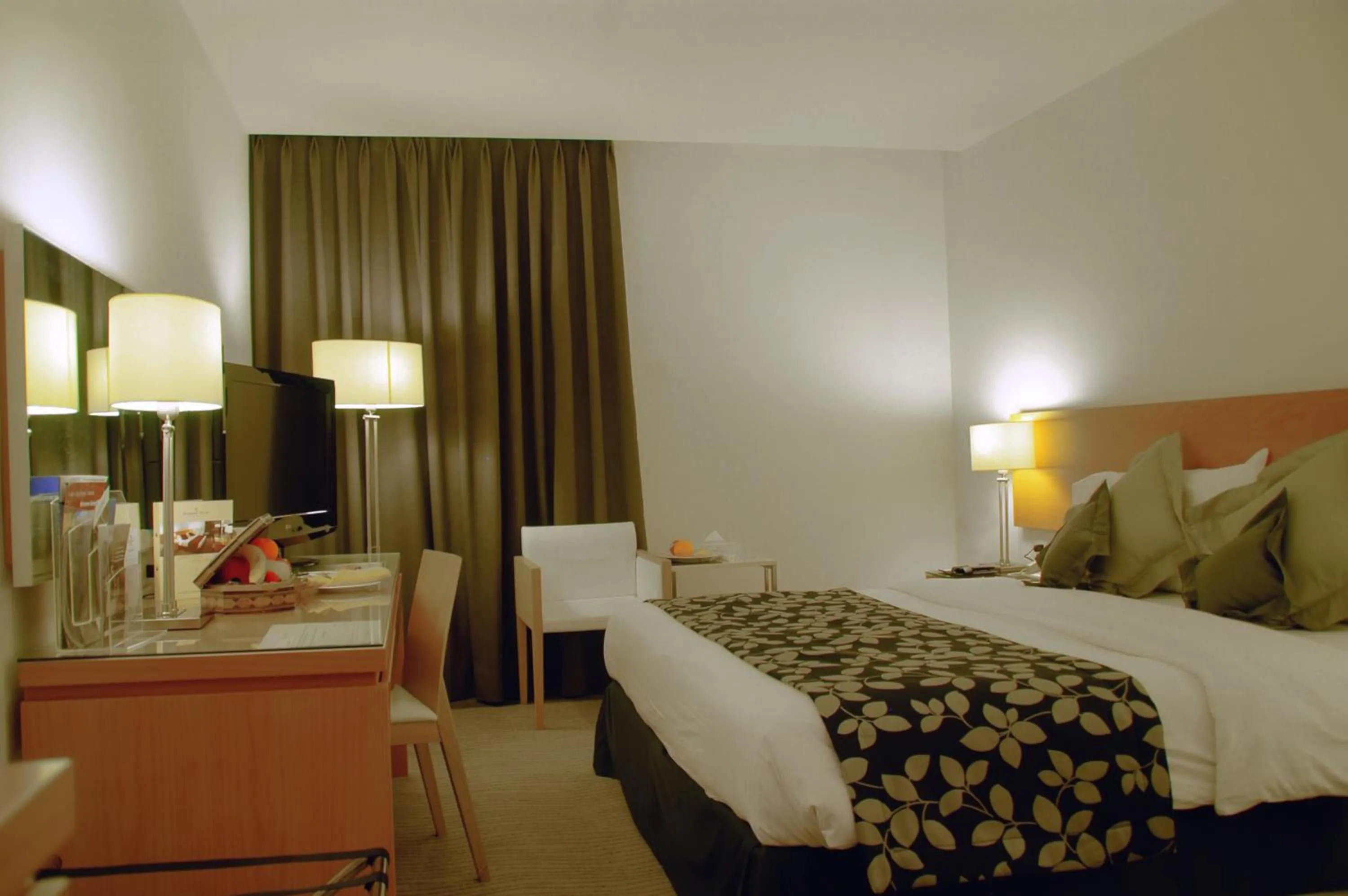 Bed in Amman Airport Hotel