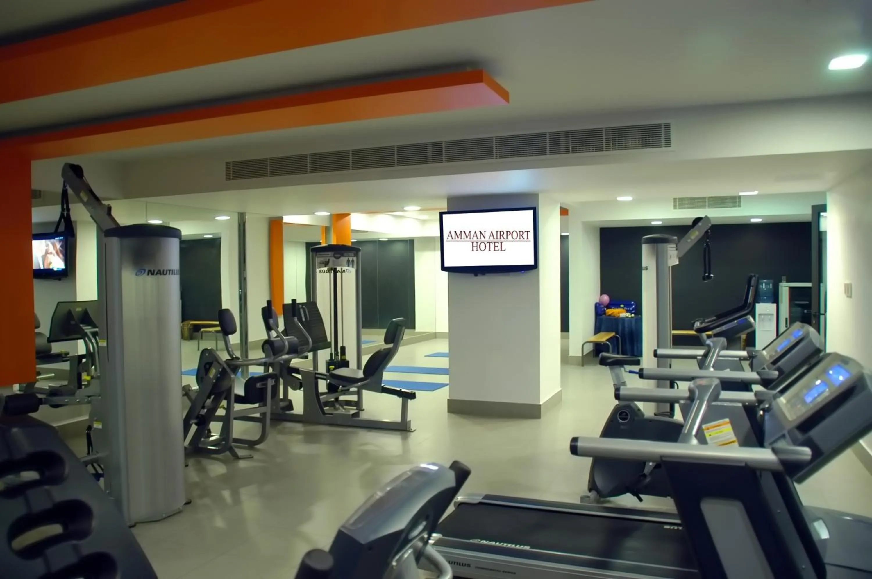Fitness centre/facilities in Amman Airport Hotel