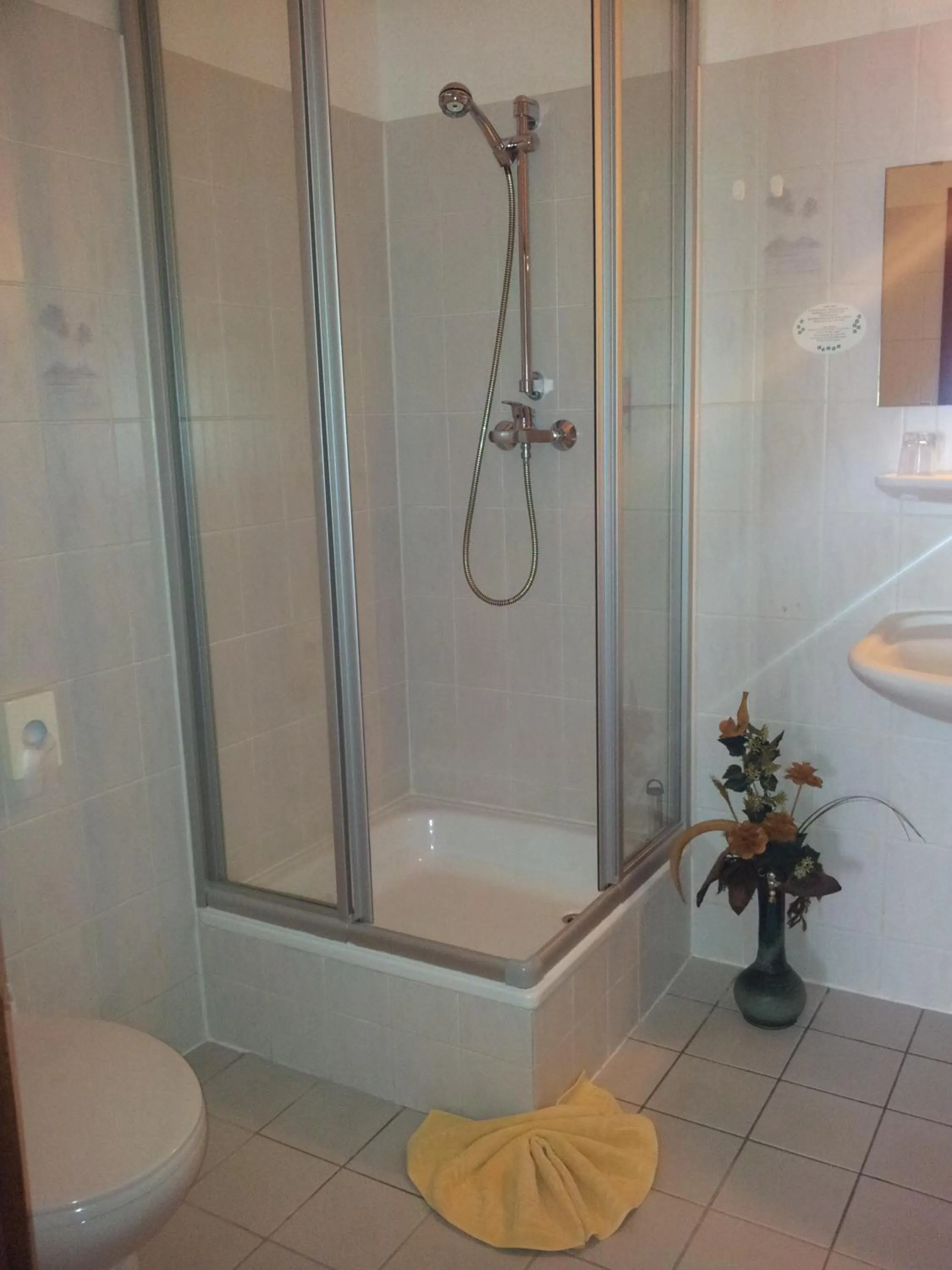 Bathroom in Hotel Wippertal - voll klimatisiert