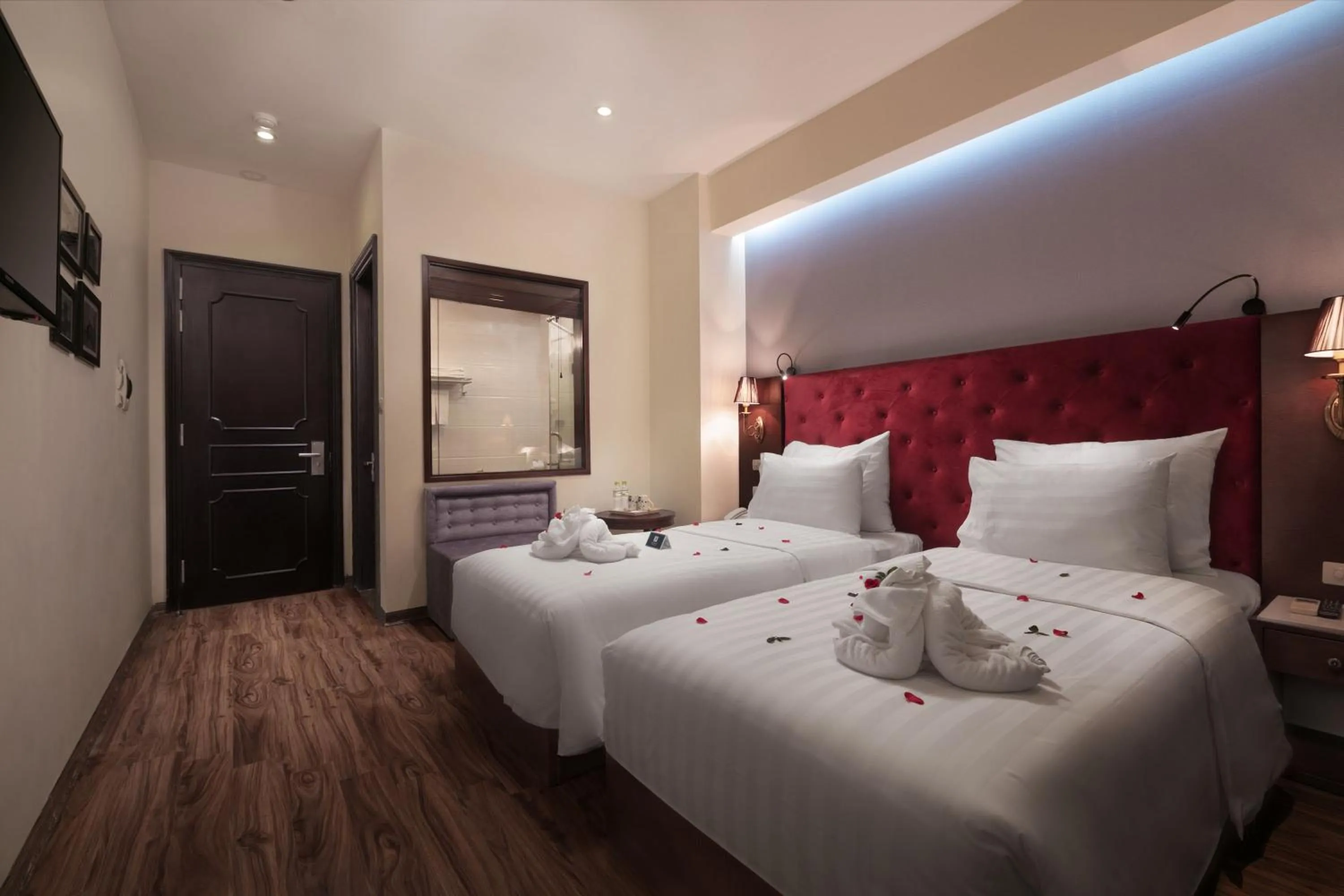 Bedroom, Bed in Serene Boutique Hotel & Spa