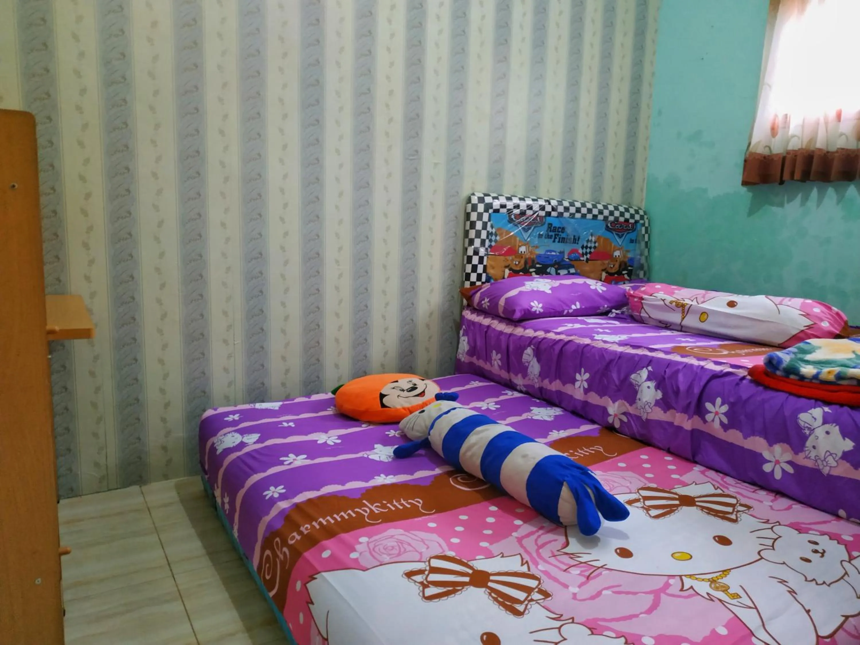 Bed in Puncak Pinus and Pool