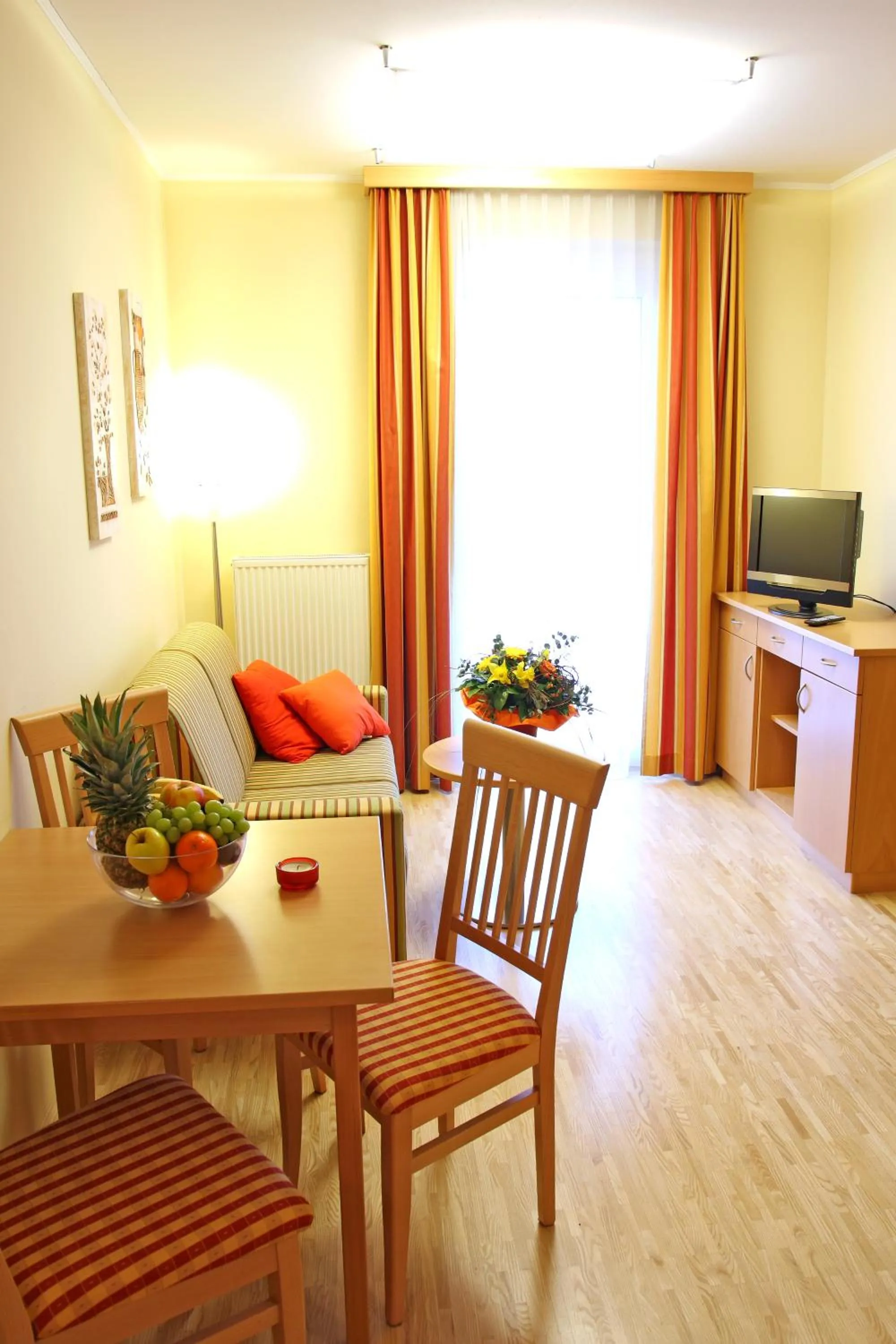 Seating area in Hotel Der Stockinger