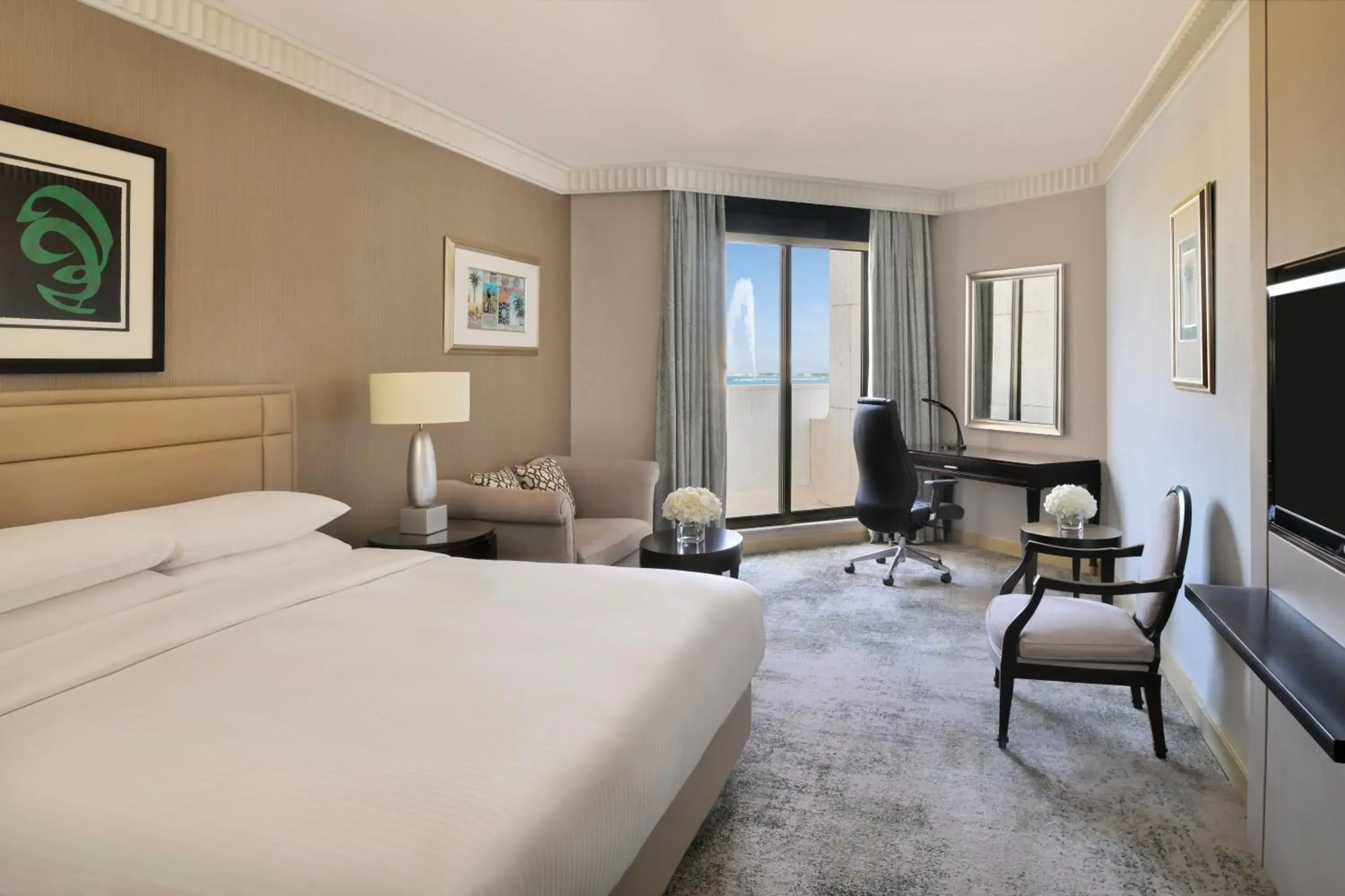 Classic King Room with Balcony and Sea View in InterContinental Jeddah by IHG Classic King Room with Balcony and Sea View in InterContinental Jeddah by IHG