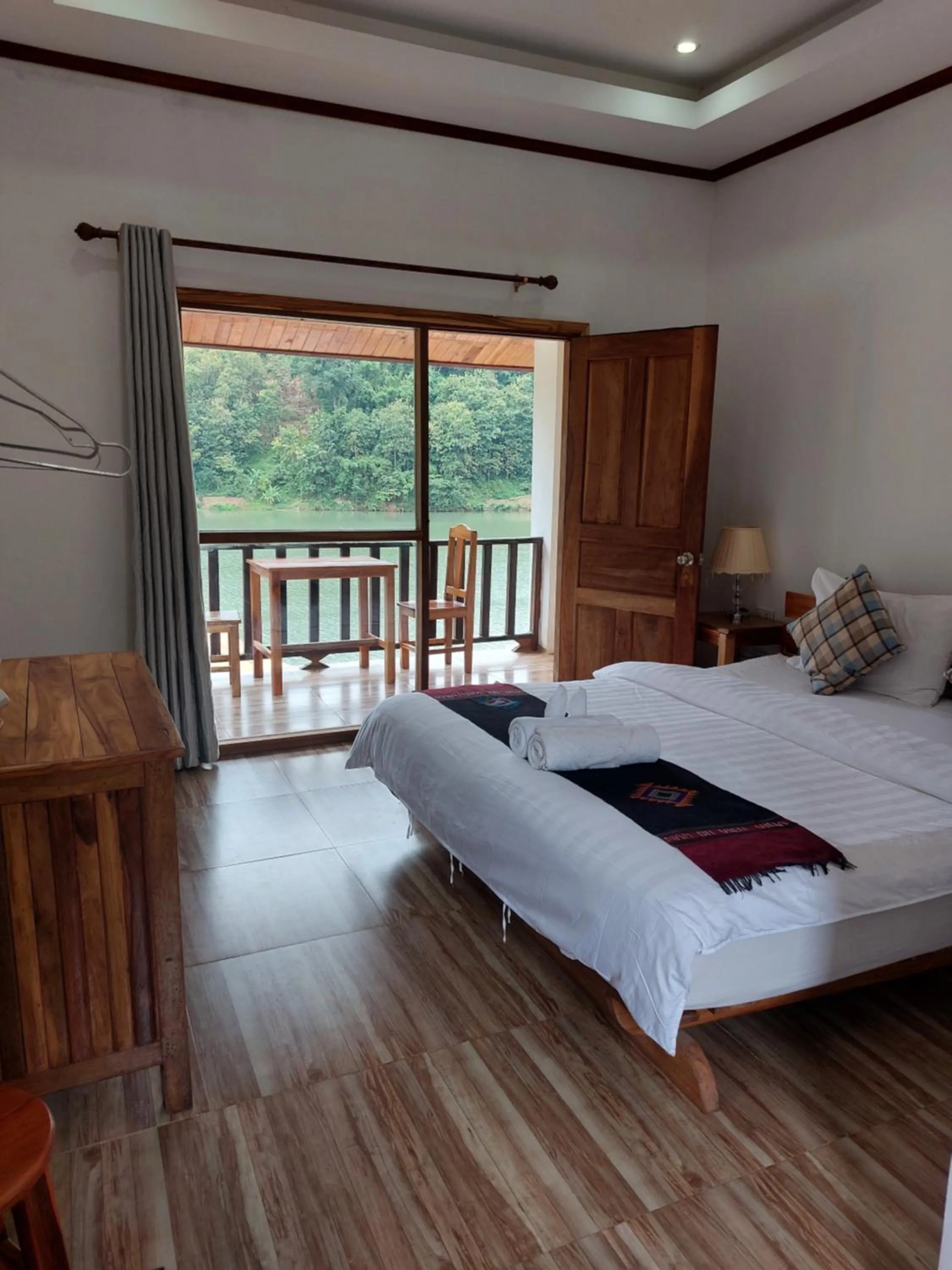 Bed in Nam ou view villa