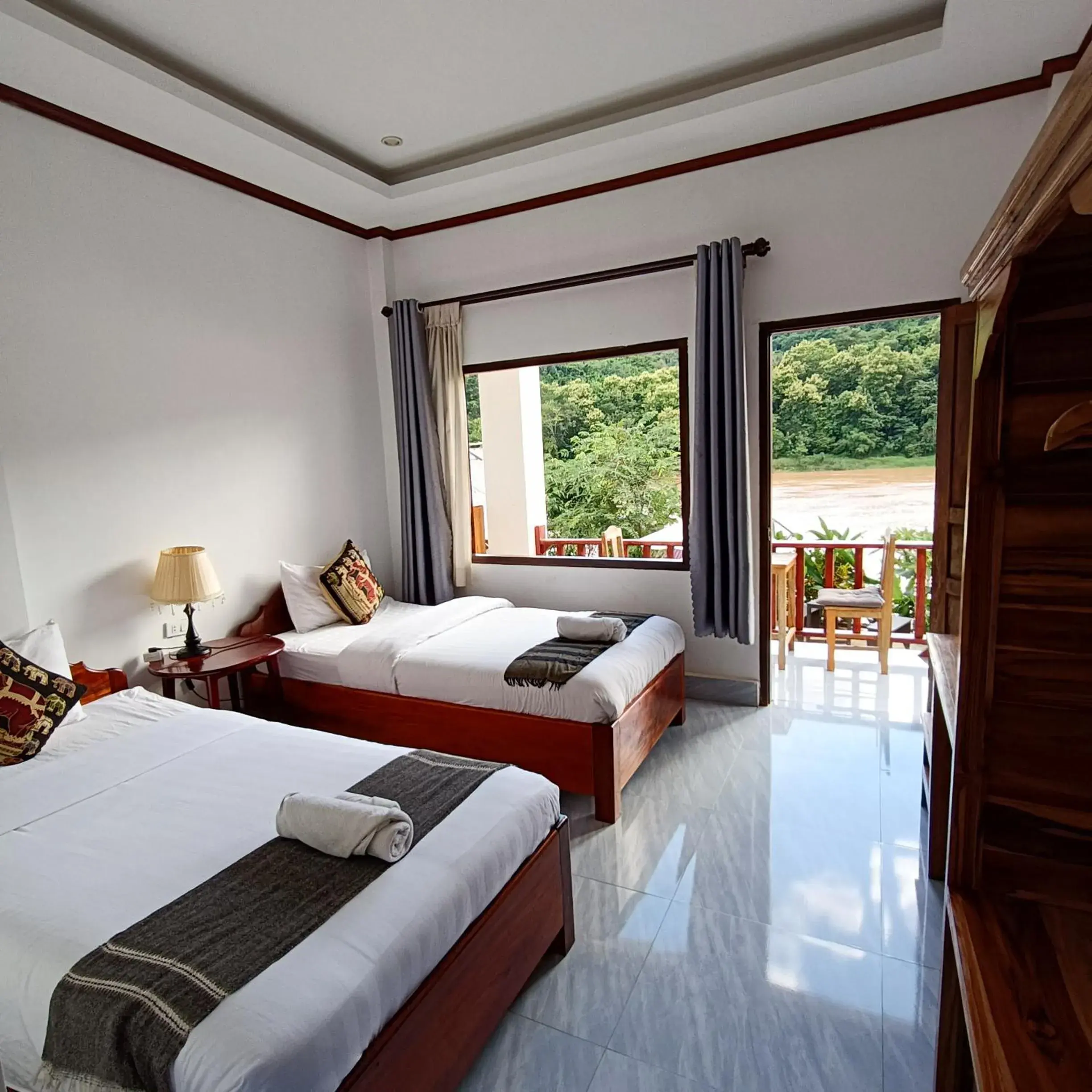 Superior Twin Room in Nam ou view villa Superior Twin Room in Nam ou view villa