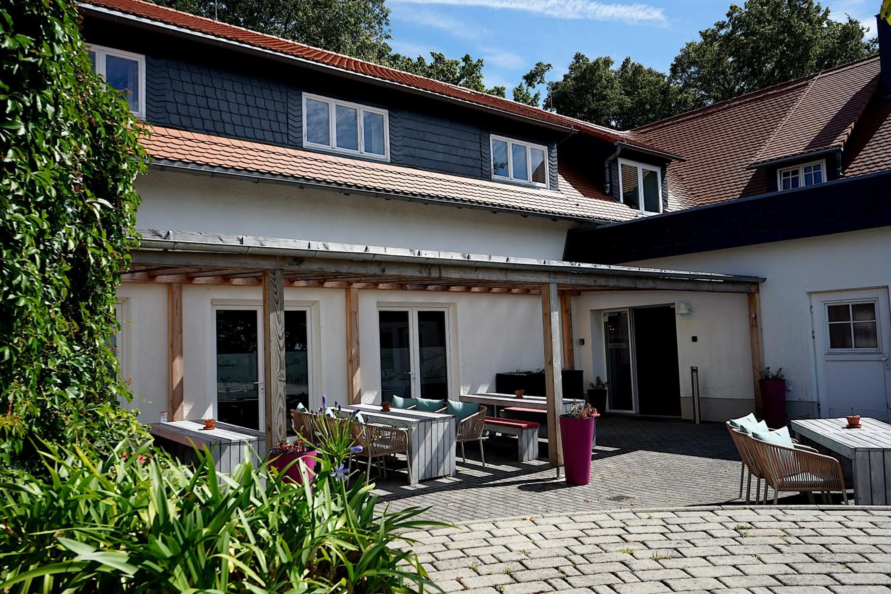 Property building in Hainberg Hotel Garni