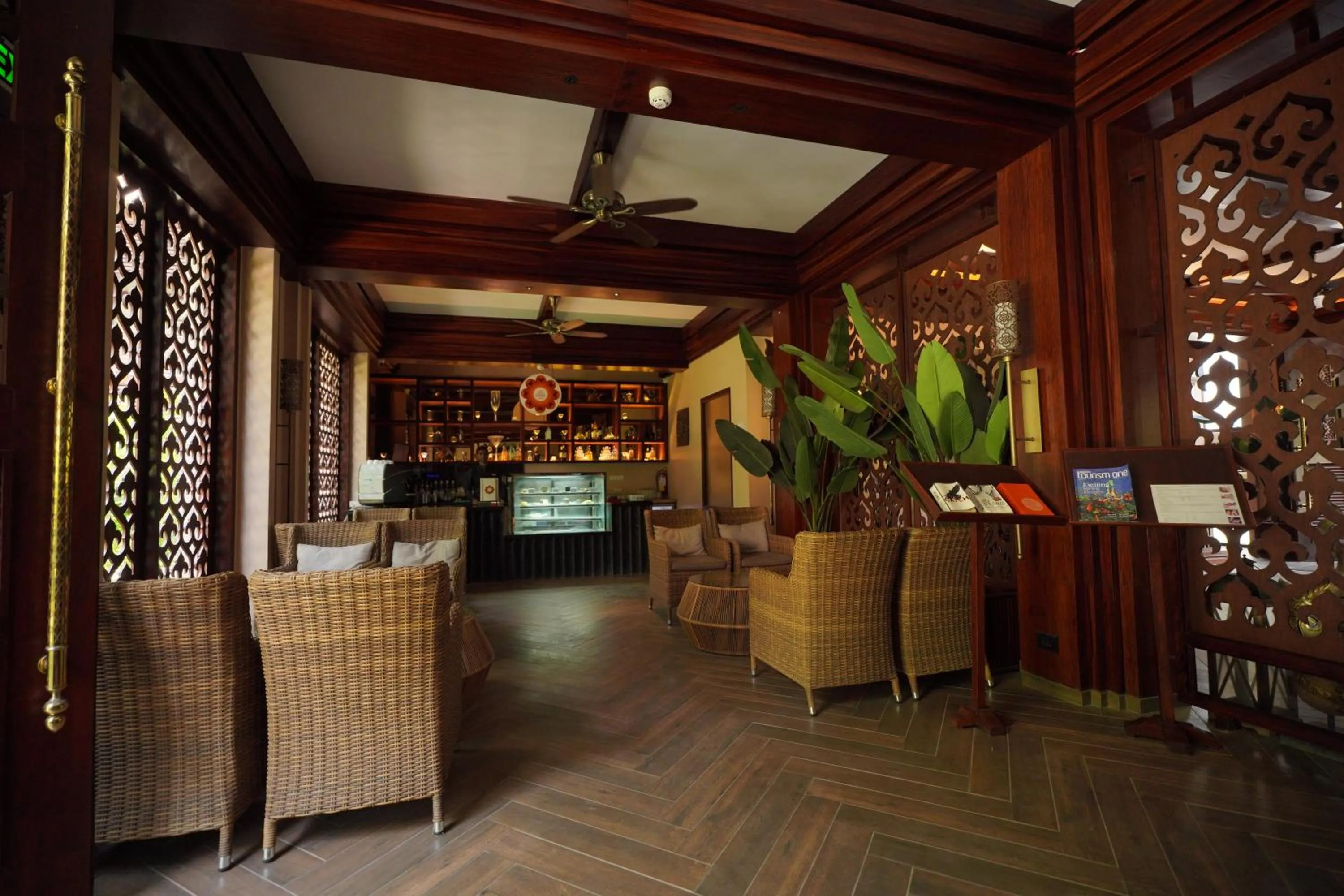 Lounge or bar in Sea Shell Samssara