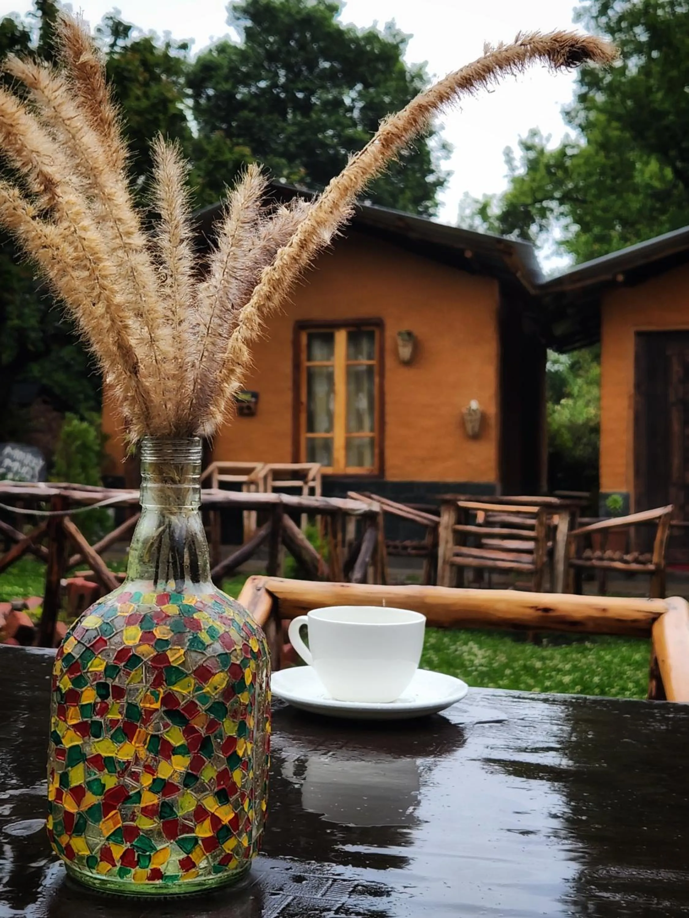 Seating area in Monkey Mud House and Camps, Bir