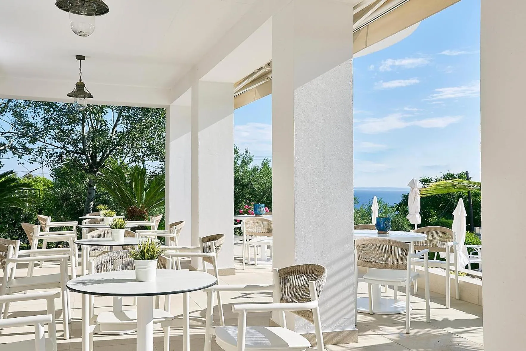 Balcony/Terrace in Glavas Inn Hotel