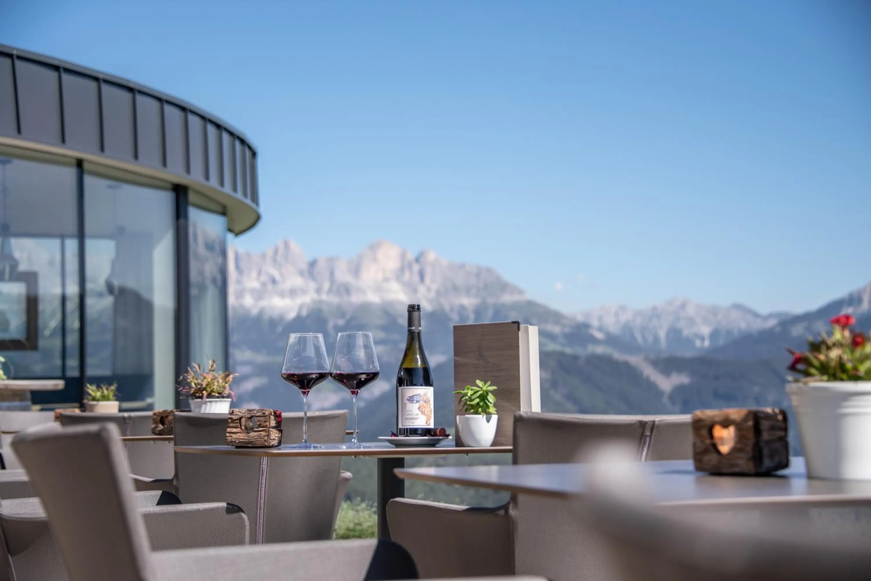 Mountain view in Panoramahotel Obkircher