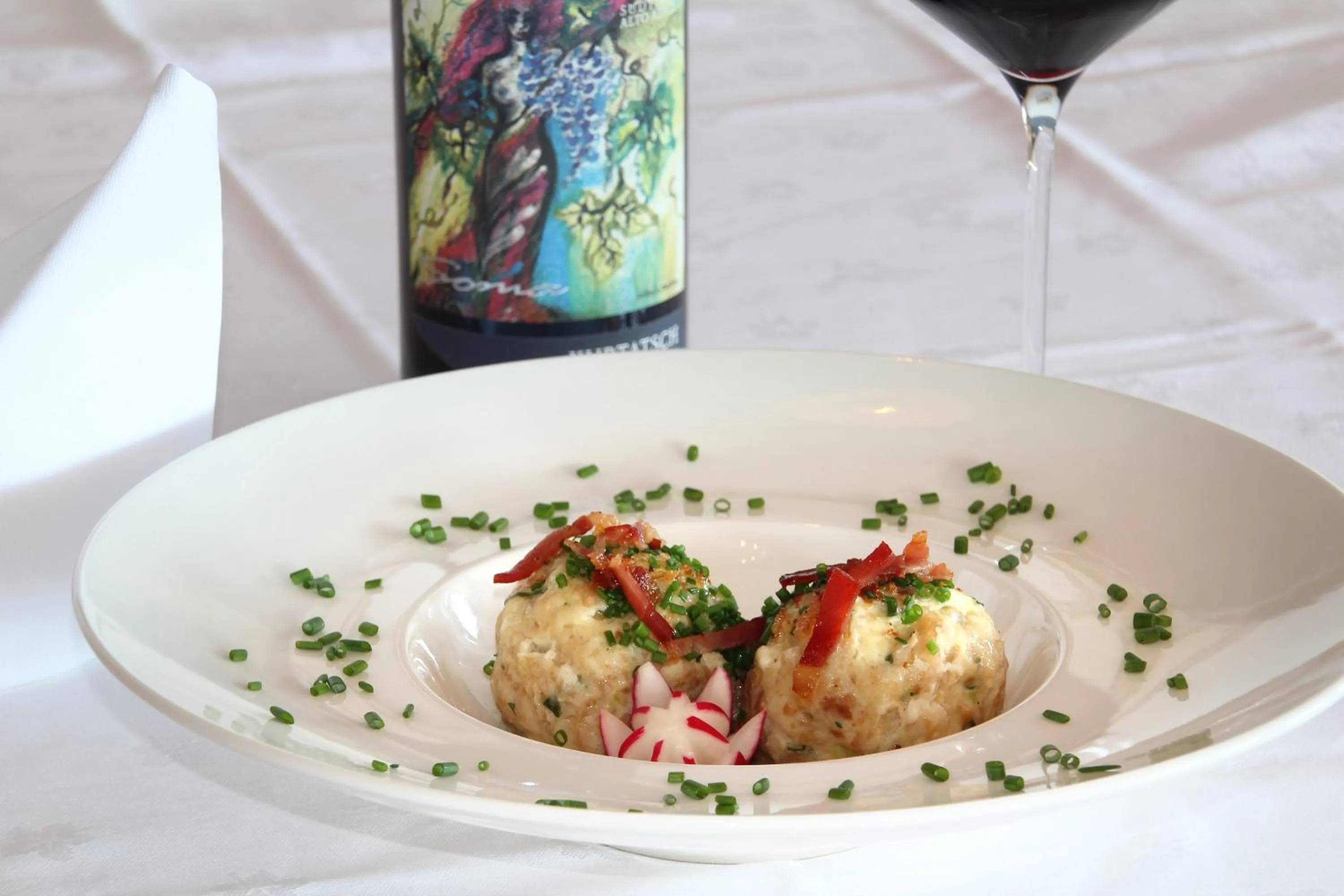 Restaurant/places to eat in Panoramahotel Obkircher