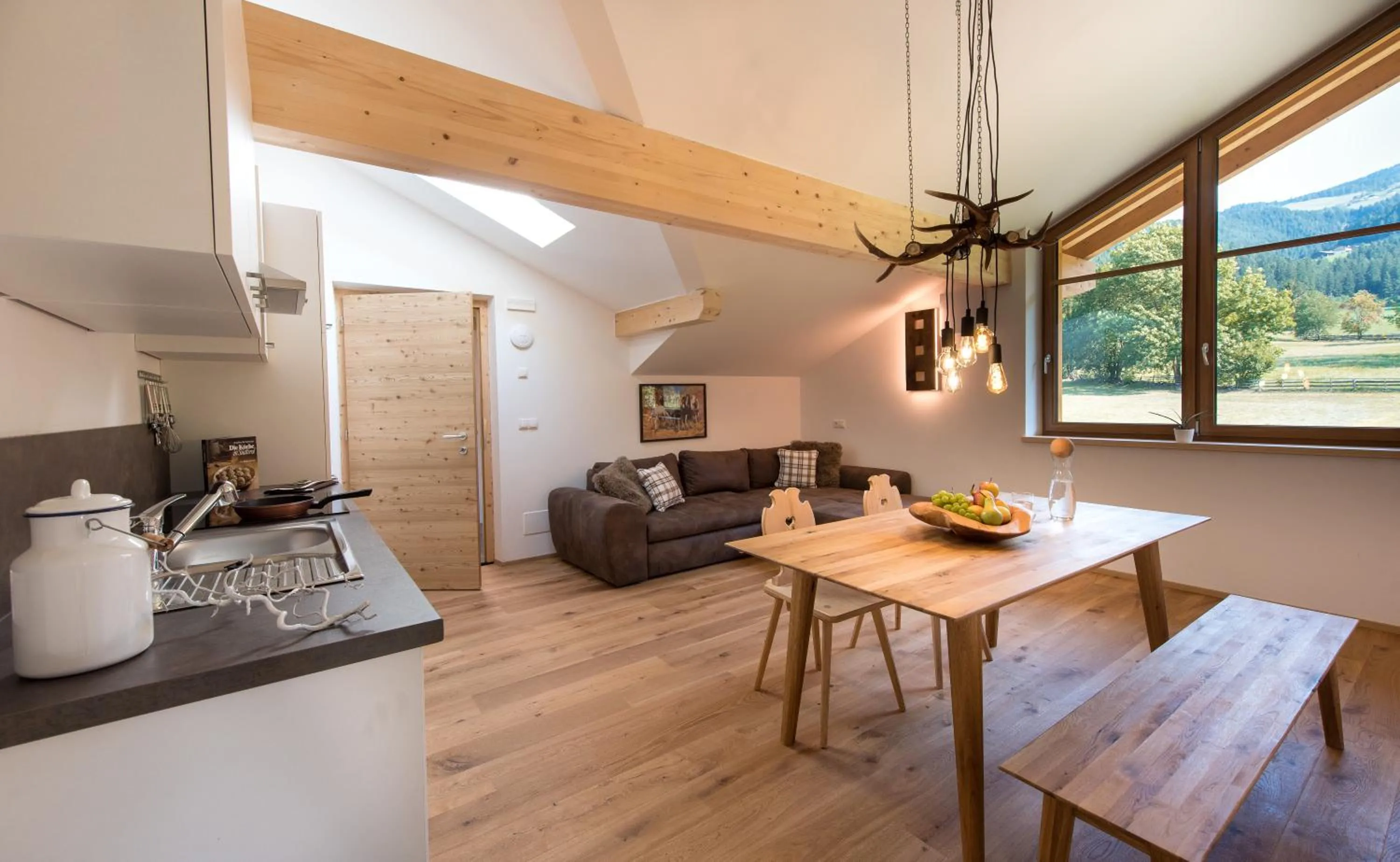Kitchen or kitchenette in Seebacher Apartments