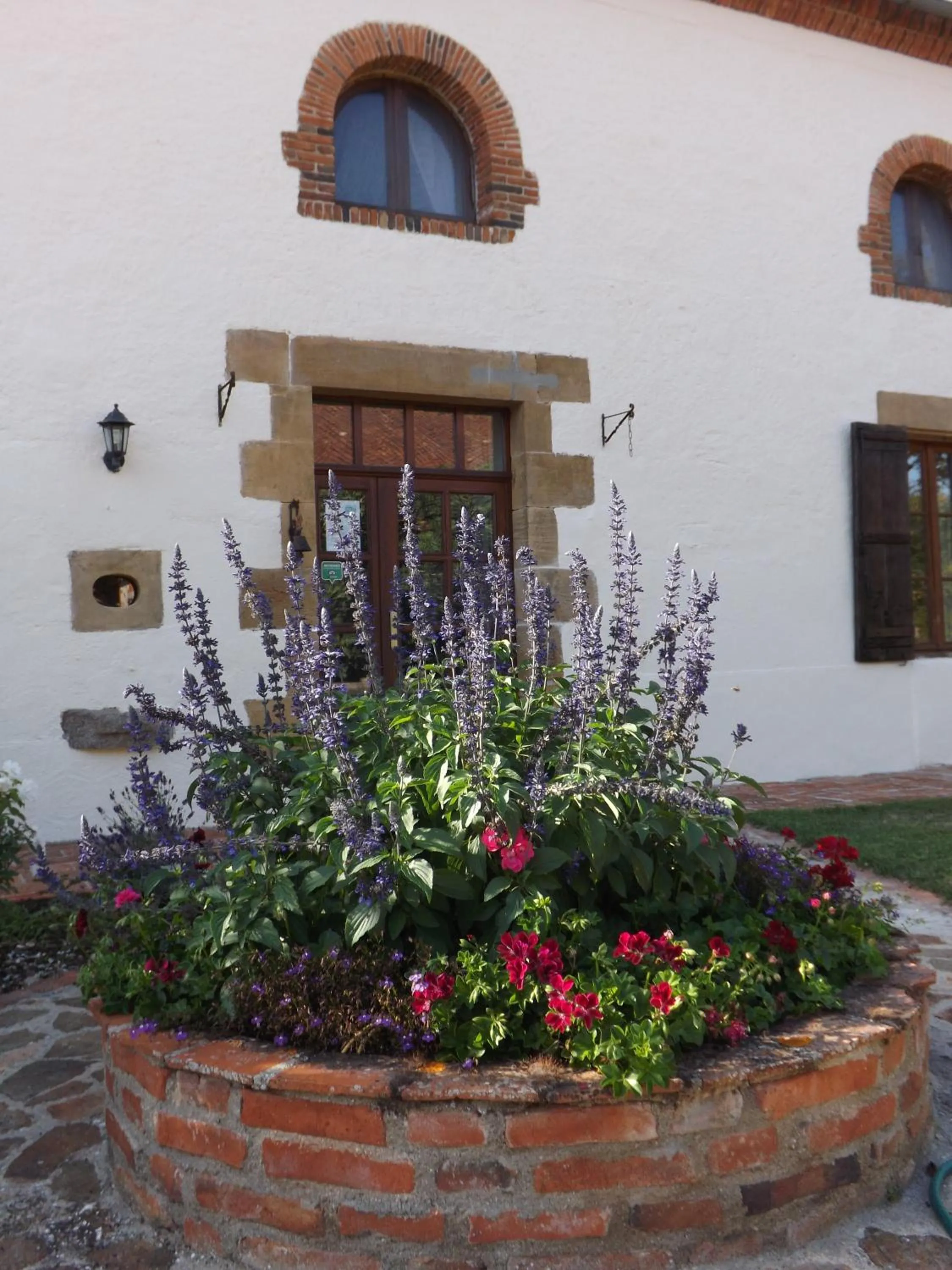 Garden view in L'Envers