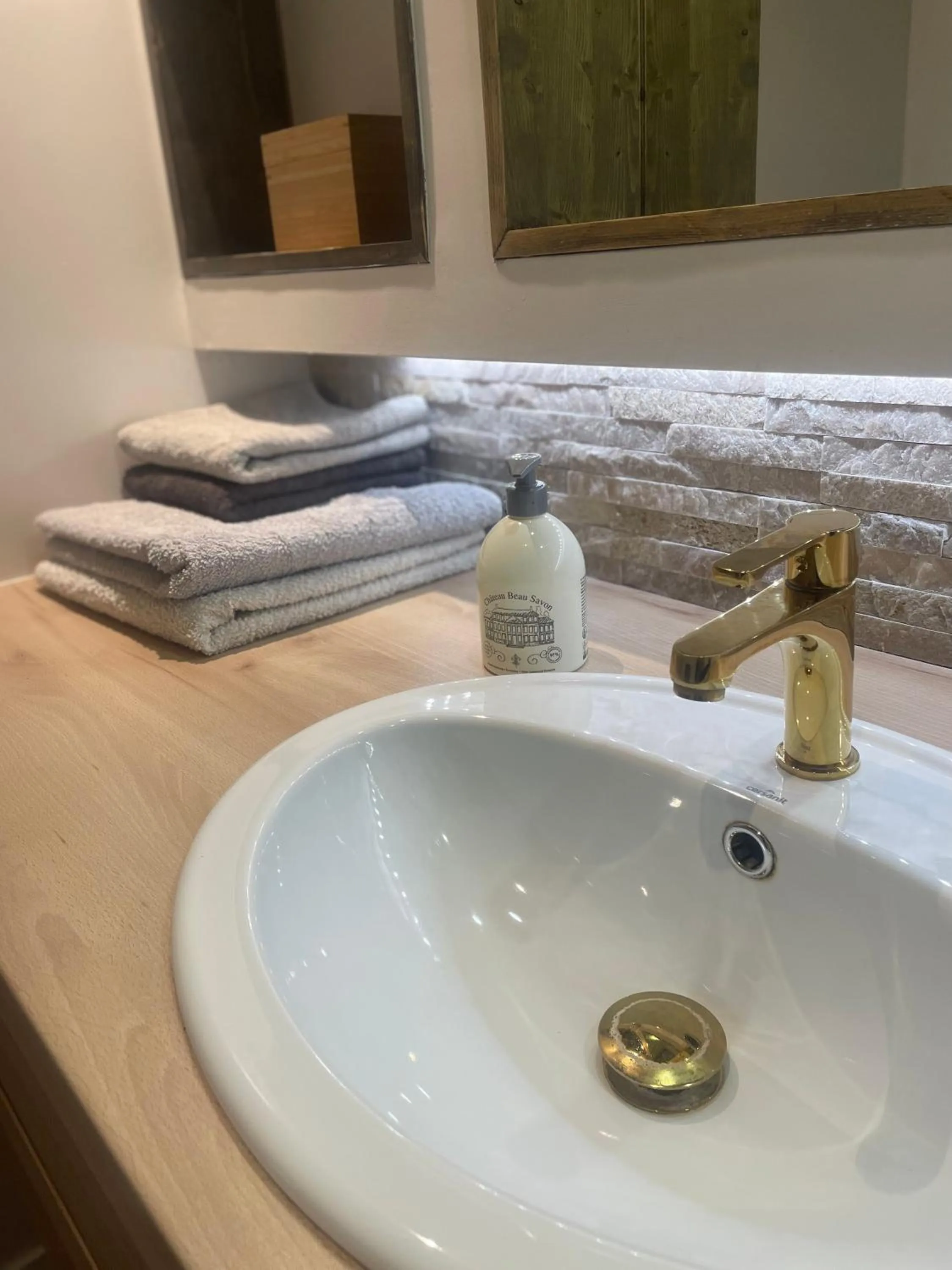 towels in Les sapins verts -inspiration deluxe