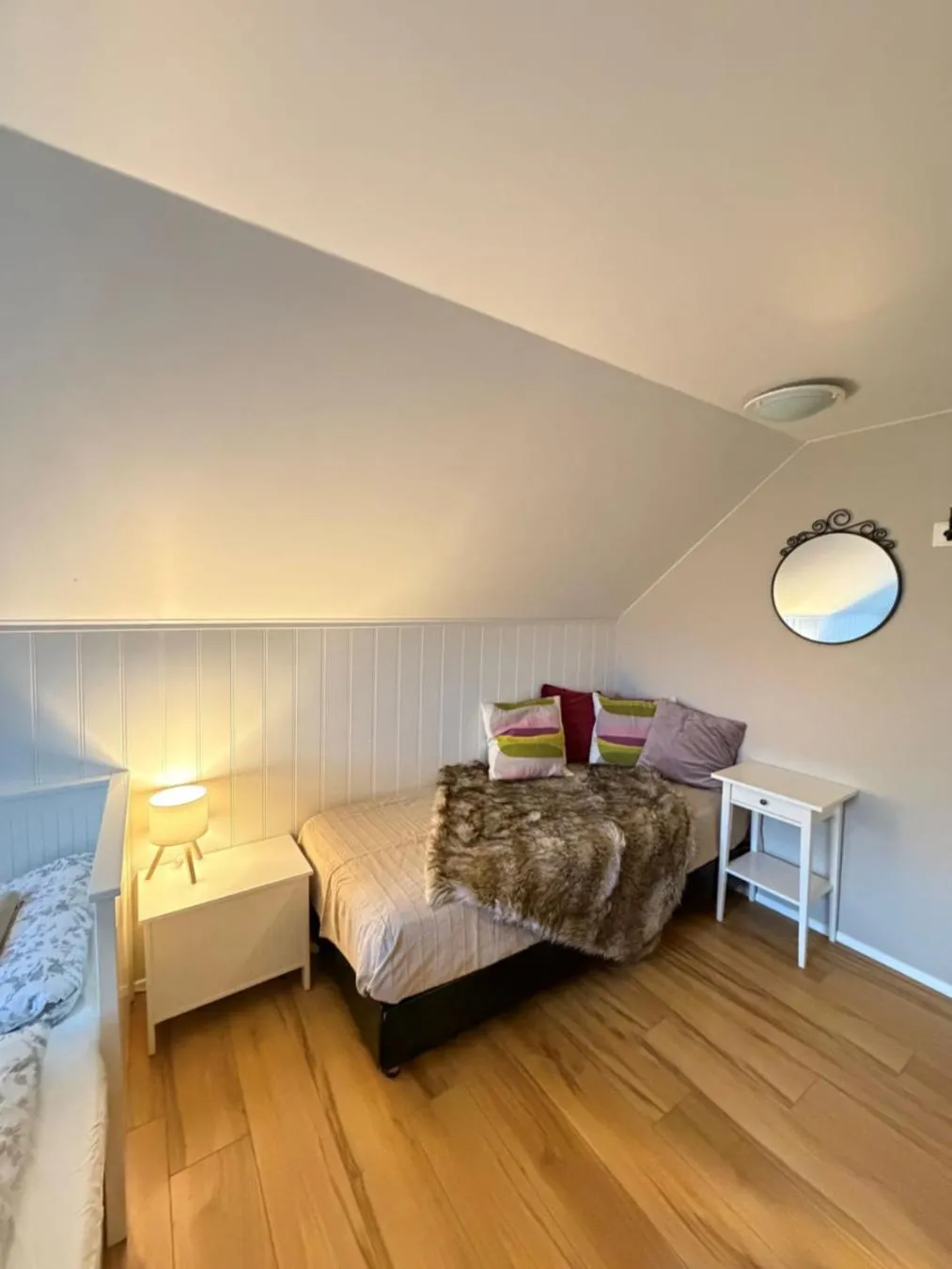 Classic Triple Room in Eldstó Art Café Guesthouse
