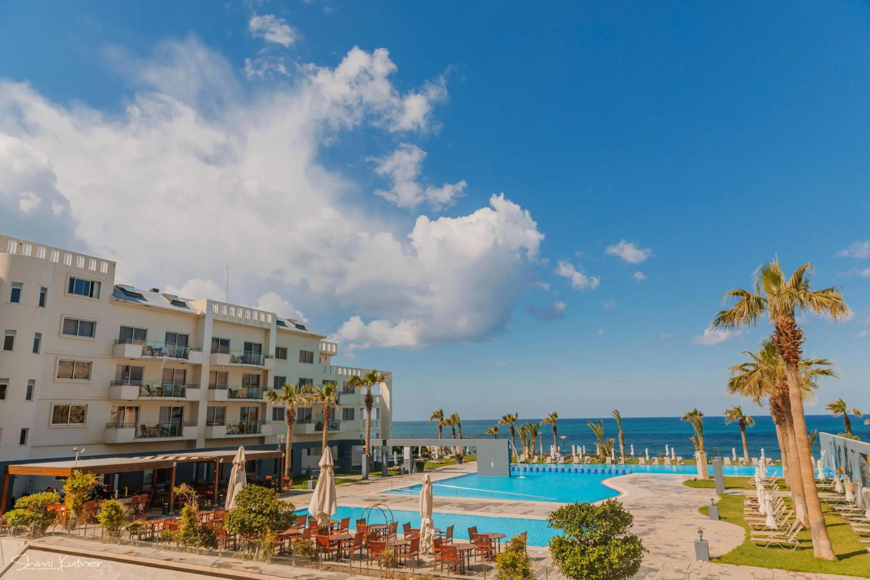 Property building in Blue Lagoon Kosher Hotel (by Capital Coast Resort & Spa)