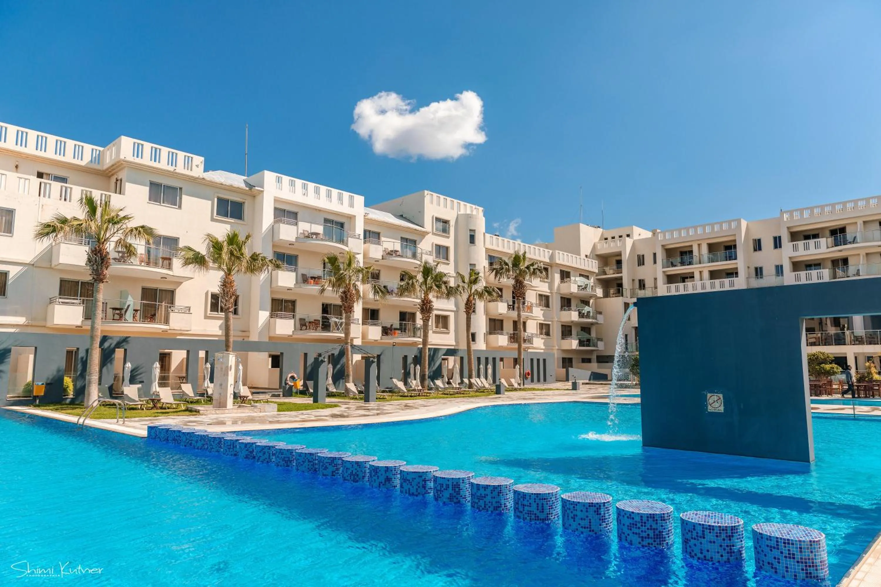 Property building in Blue Lagoon Kosher Hotel (by Capital Coast Resort & Spa)