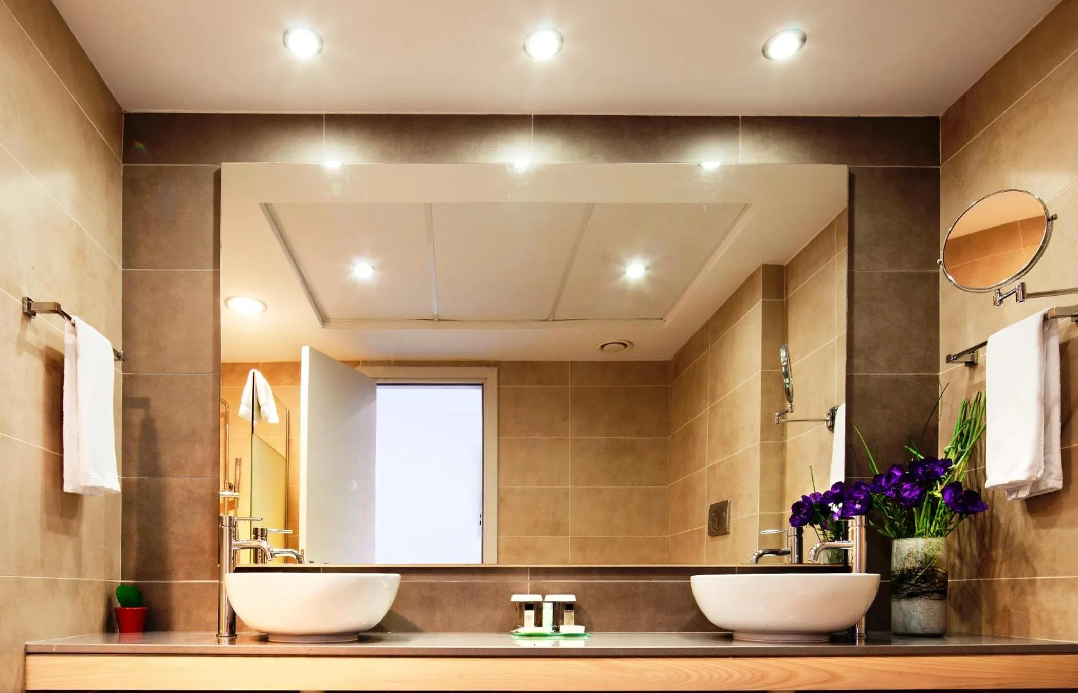 Shower in Blue Lagoon Kosher Hotel (by Capital Coast Resort & Spa)