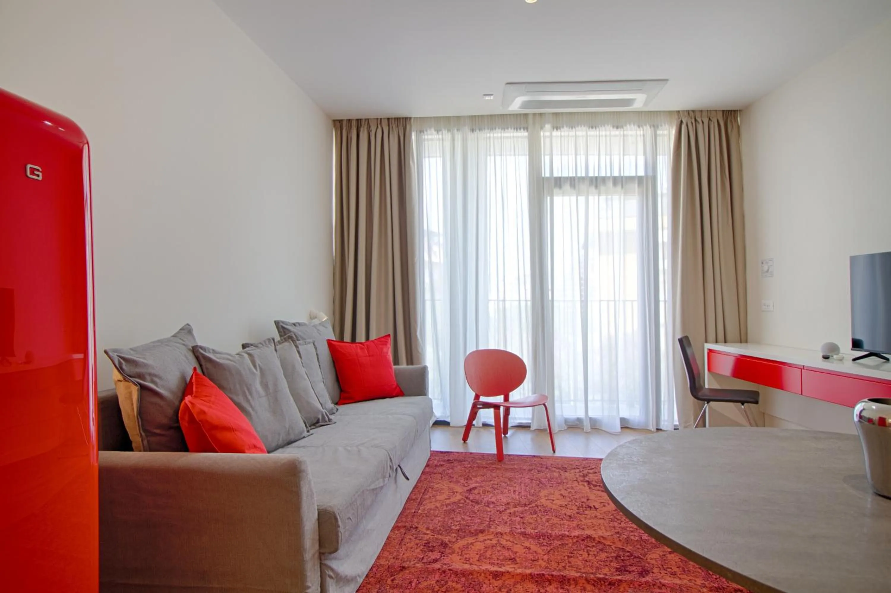 TV and multimedia in THE ROOMS - Serviced Apartments Tirana