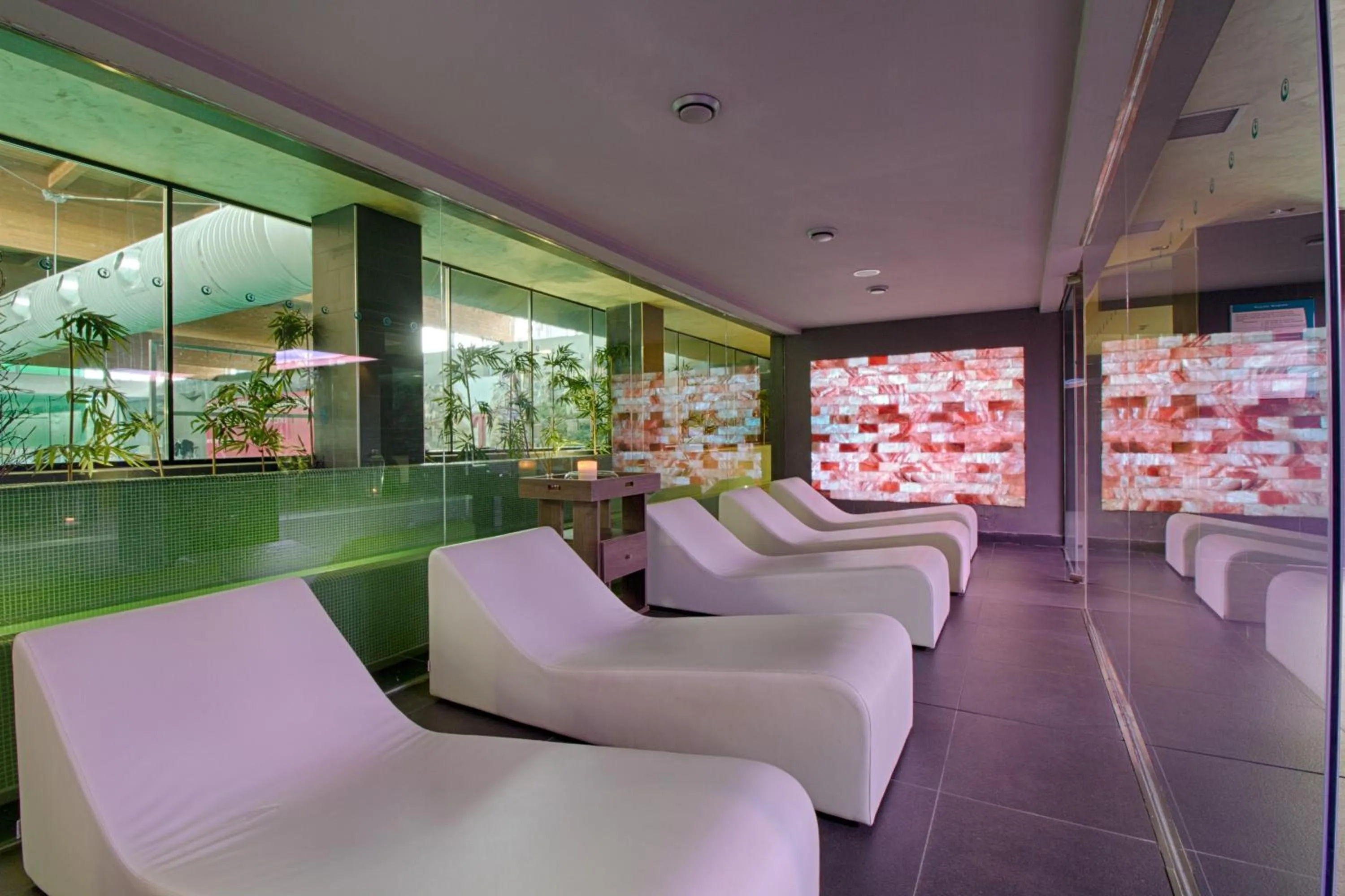 Hot Tub in THE ROOMS - Serviced Apartments Tirana