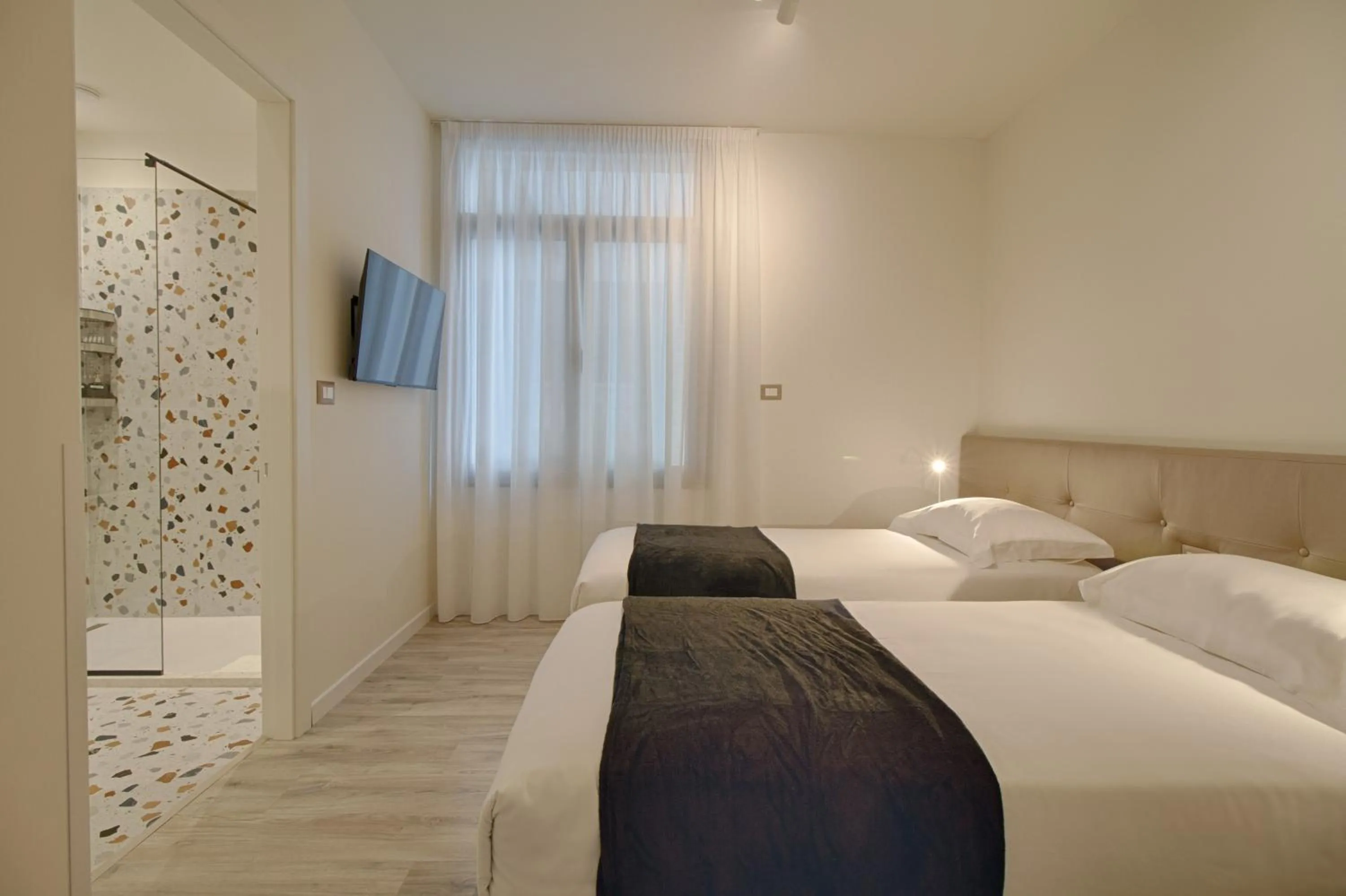 View (from property/room), Bed in THE ROOMS - Serviced Apartments Tirana