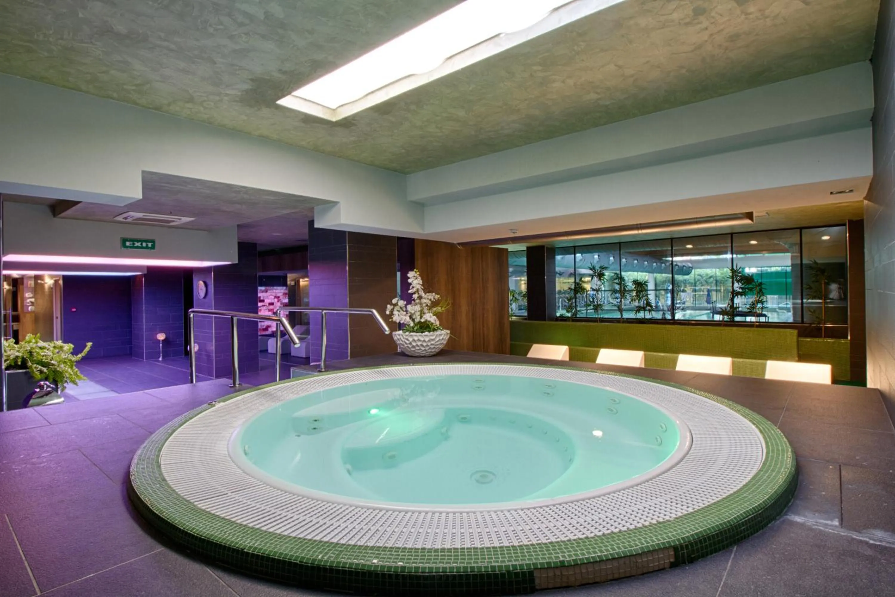 Hot Tub in THE ROOMS - Serviced Apartments Tirana