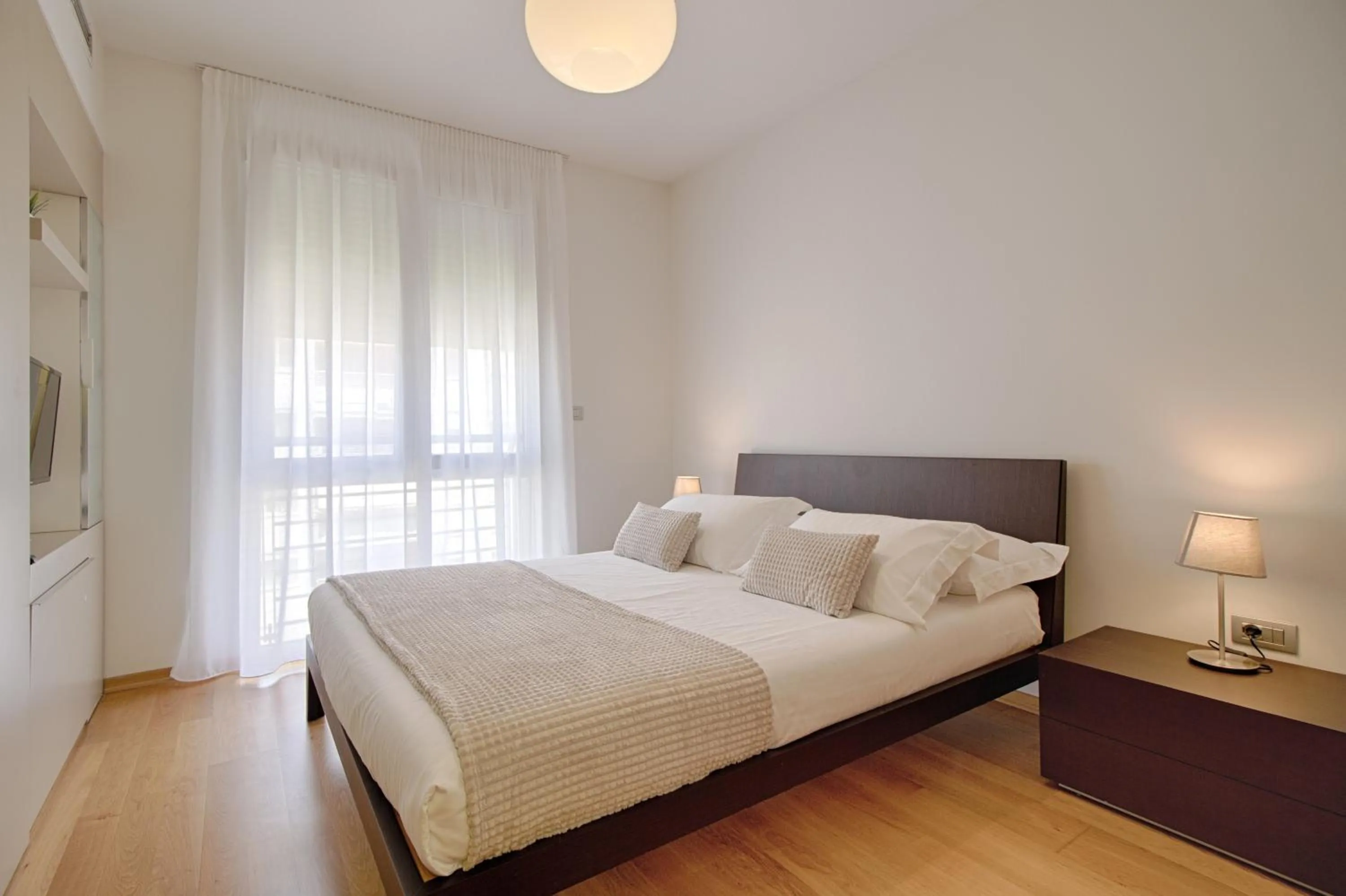 View (from property/room), Bed in THE ROOMS - Serviced Apartments Tirana