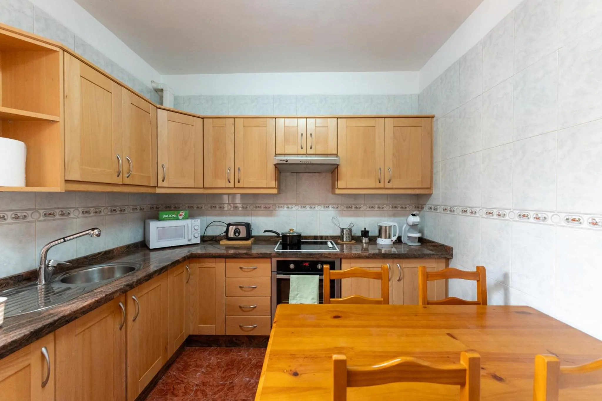 Communal kitchen in Casa Resi