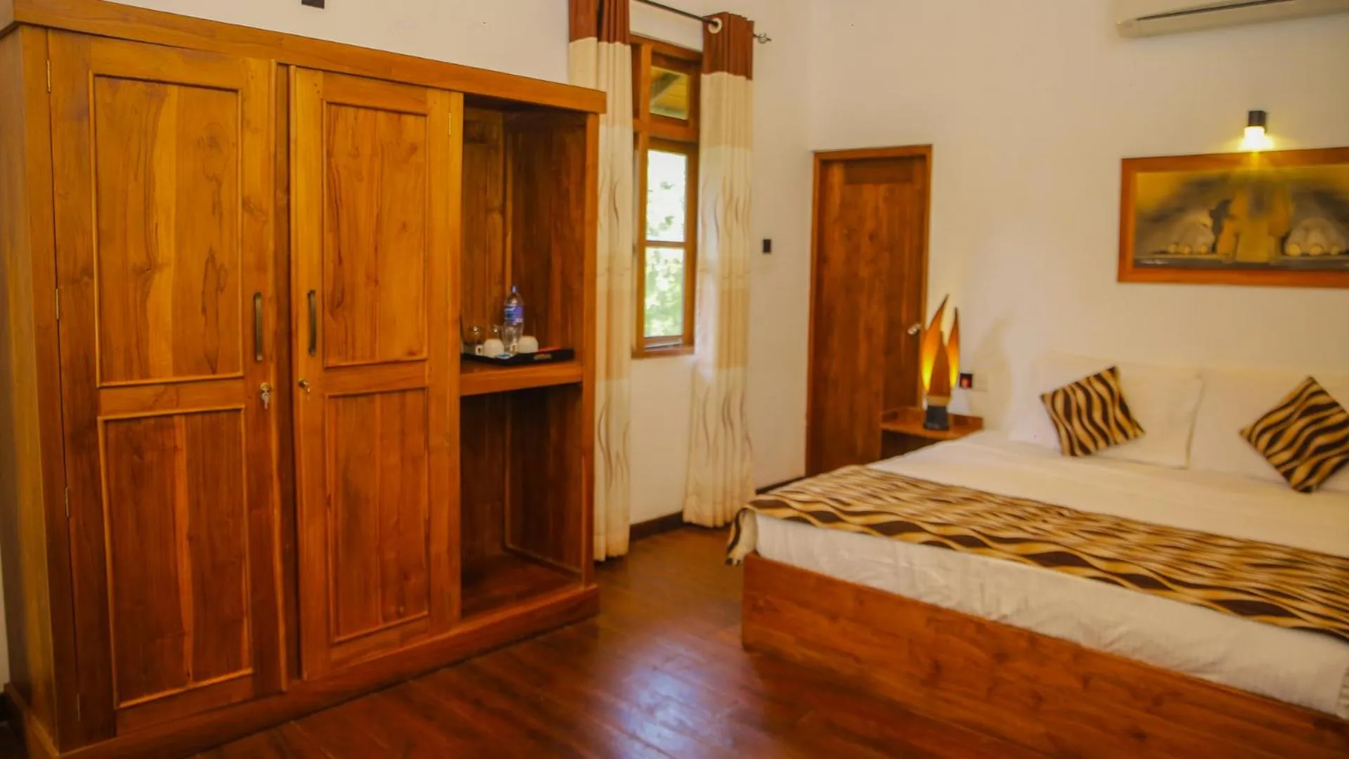 Photo of the whole room, Bed in Silver crown nature resort