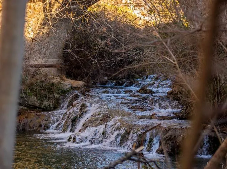 Spring in Le Vieux Moulin de Jouques