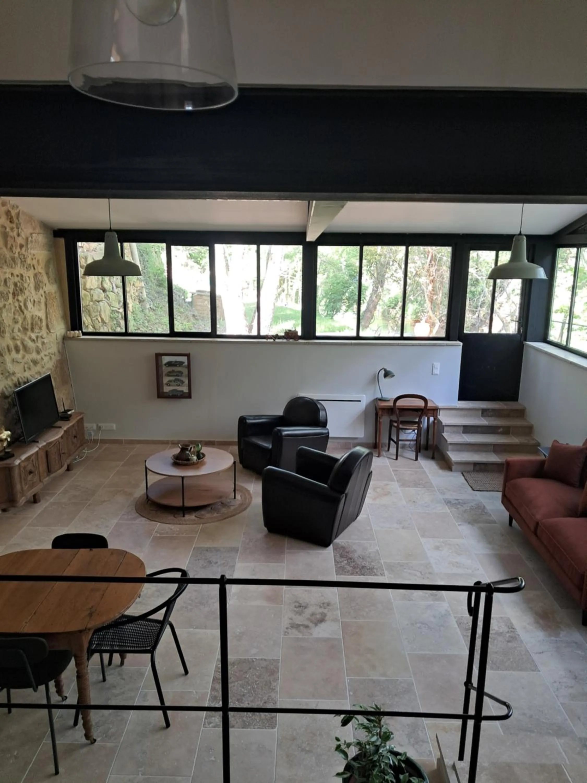 TV and multimedia in Le Vieux Moulin de Jouques