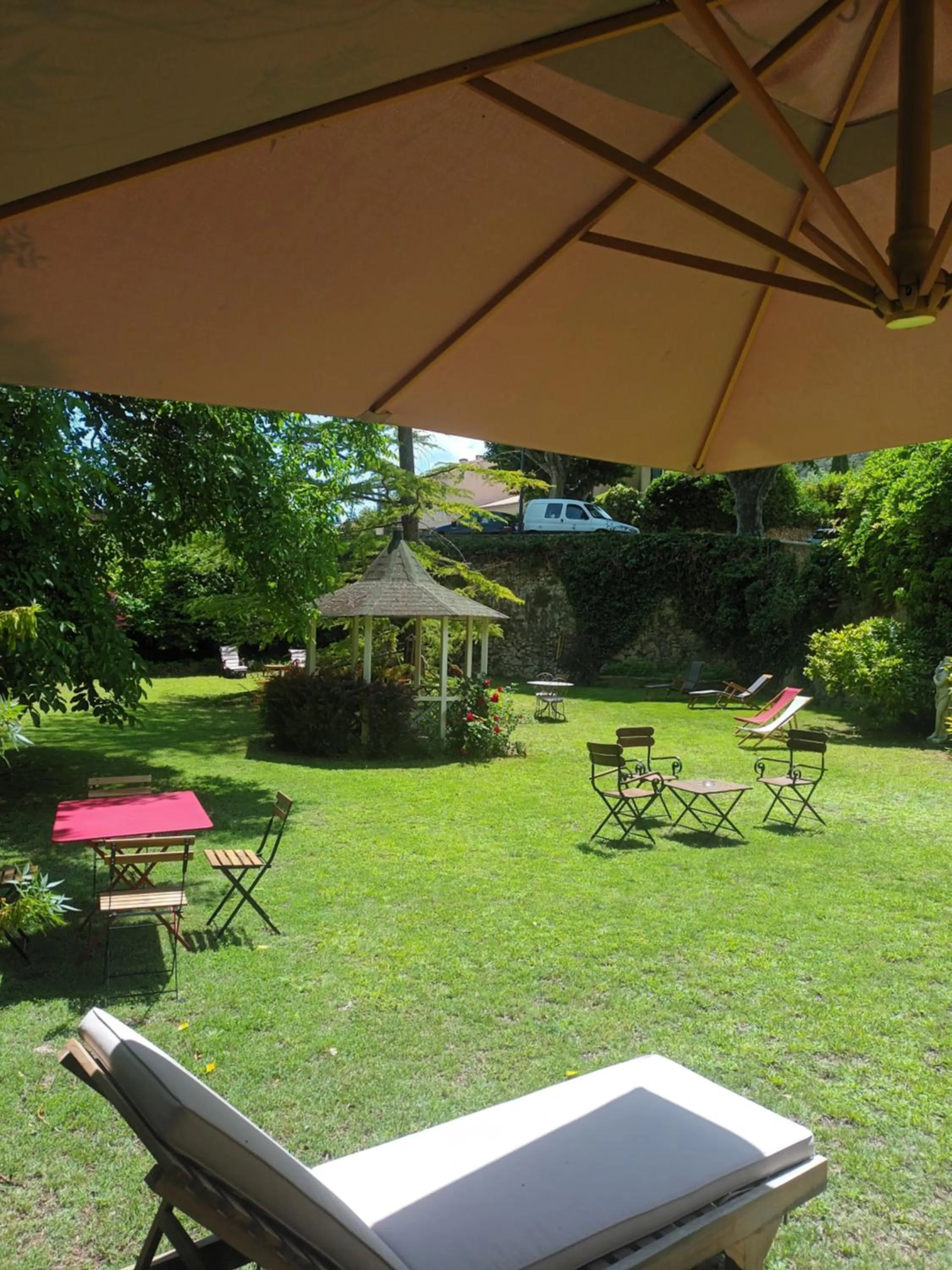 Spring in Le Vieux Moulin de Jouques