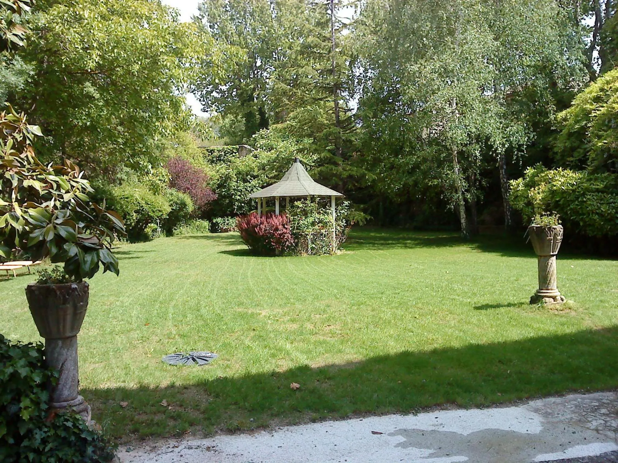 Day in Le Vieux Moulin de Jouques