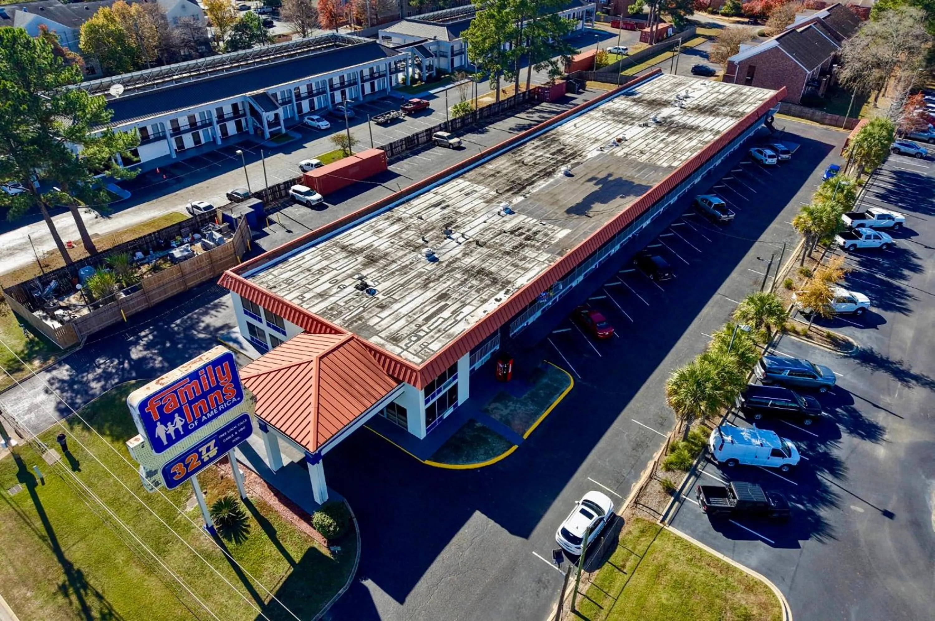 Family Inns of America - Mobile