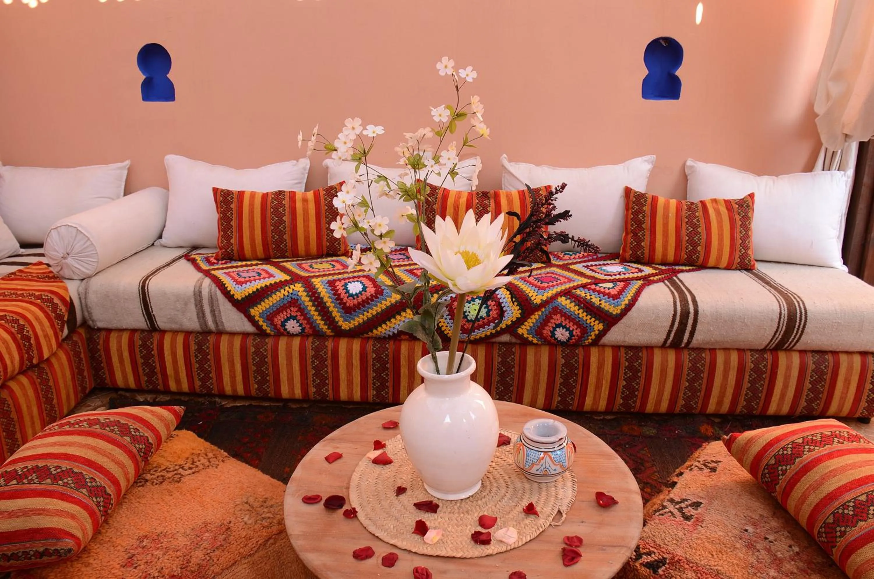 Living room in Dar LEULEU