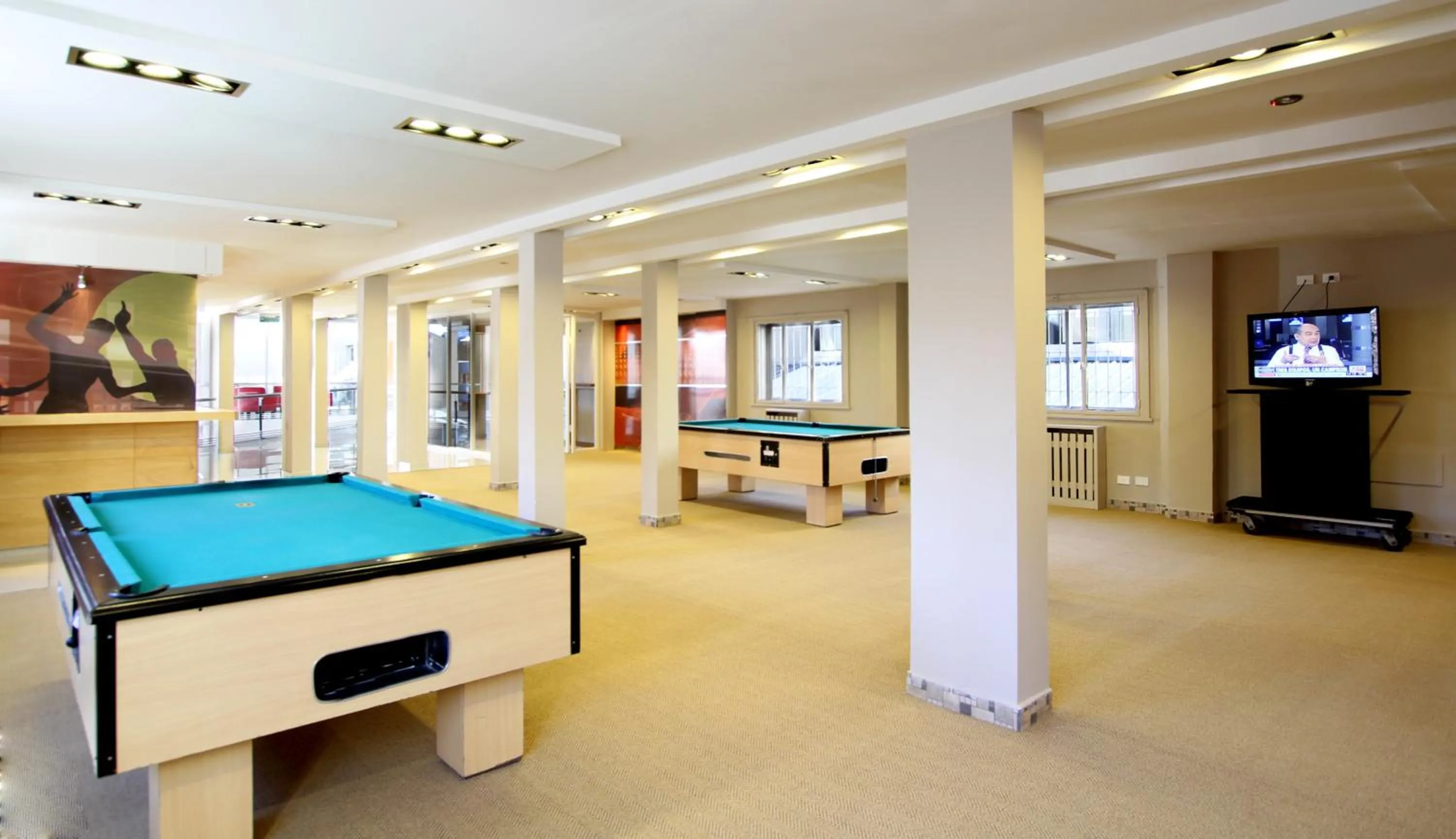 Billiard in Hotel Sol Bariloche