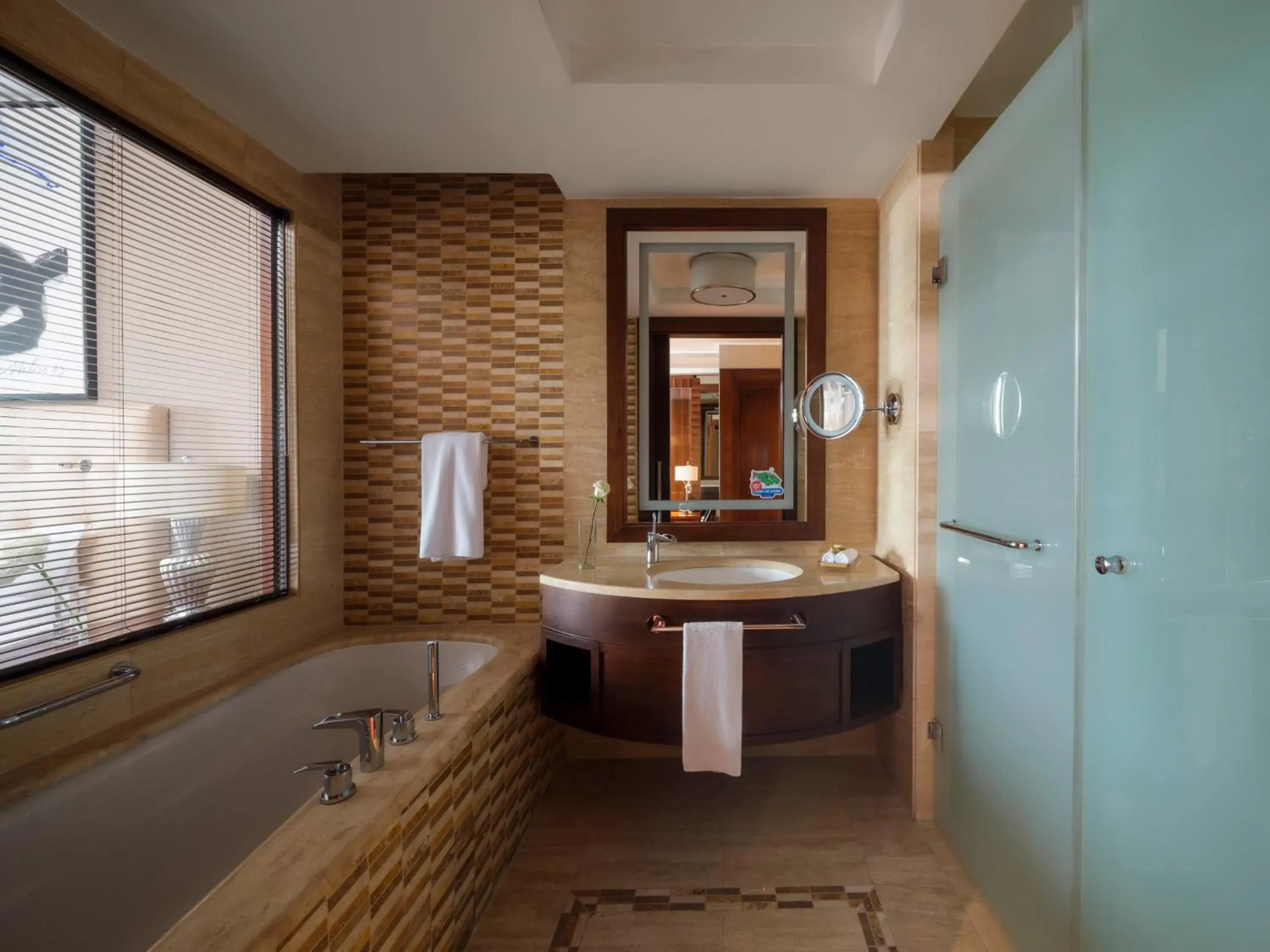 Deluxe Twin Room with Forest View in Rixos Borovoe Deluxe Twin Room with Forest View in Rixos Borovoe